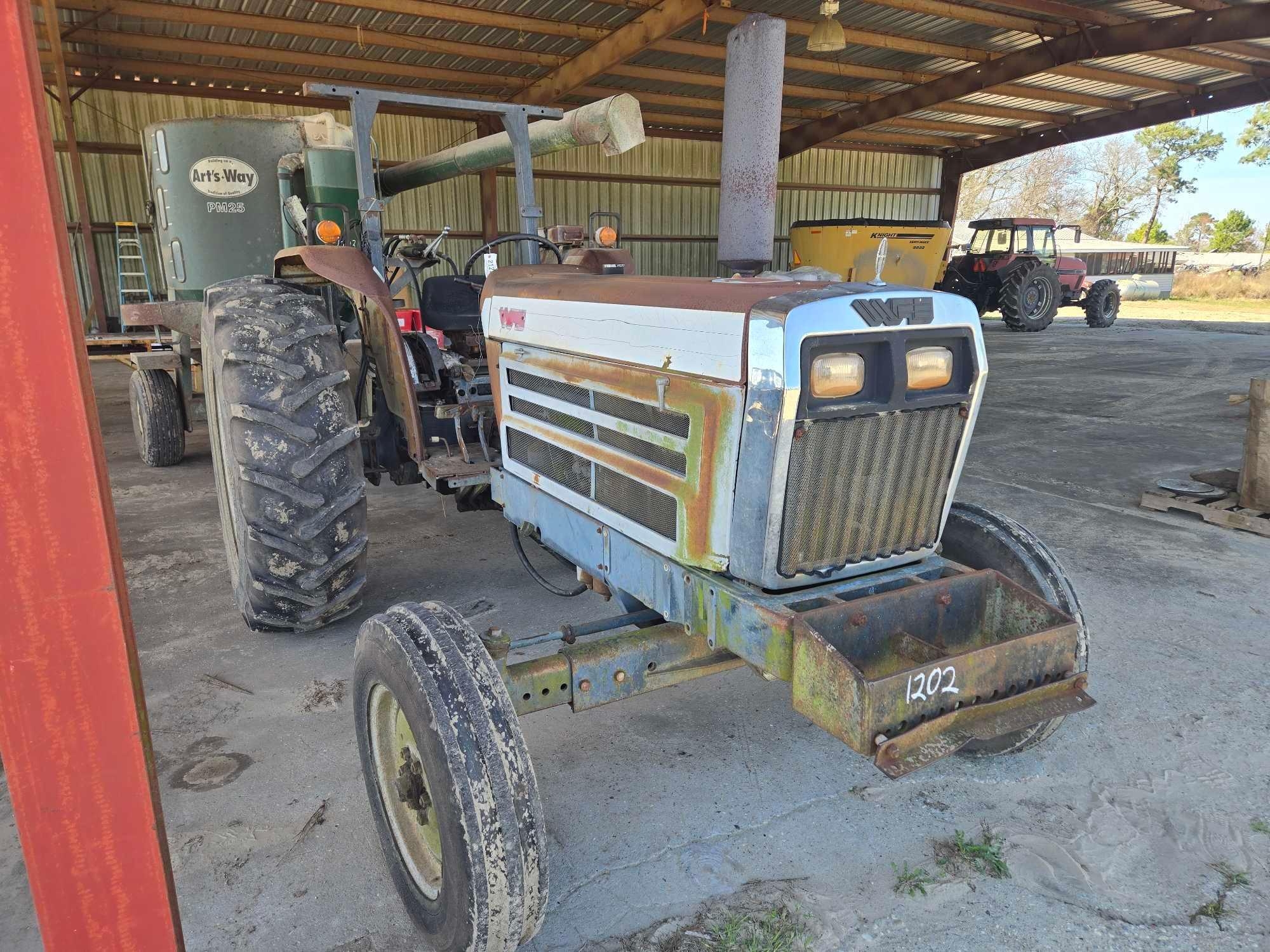 WHITE 2-70 TRACTOR (A63291)