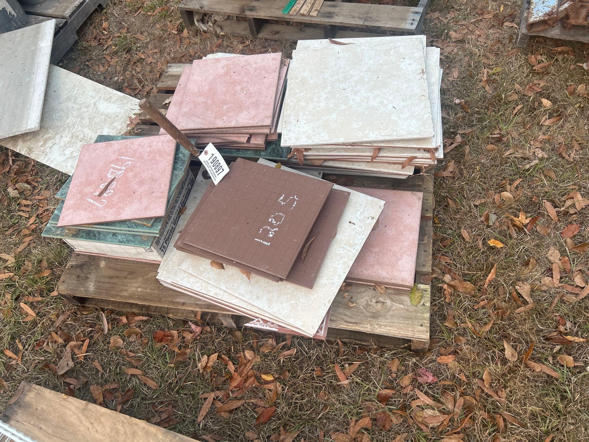 PALLET OF TILE (A58374)