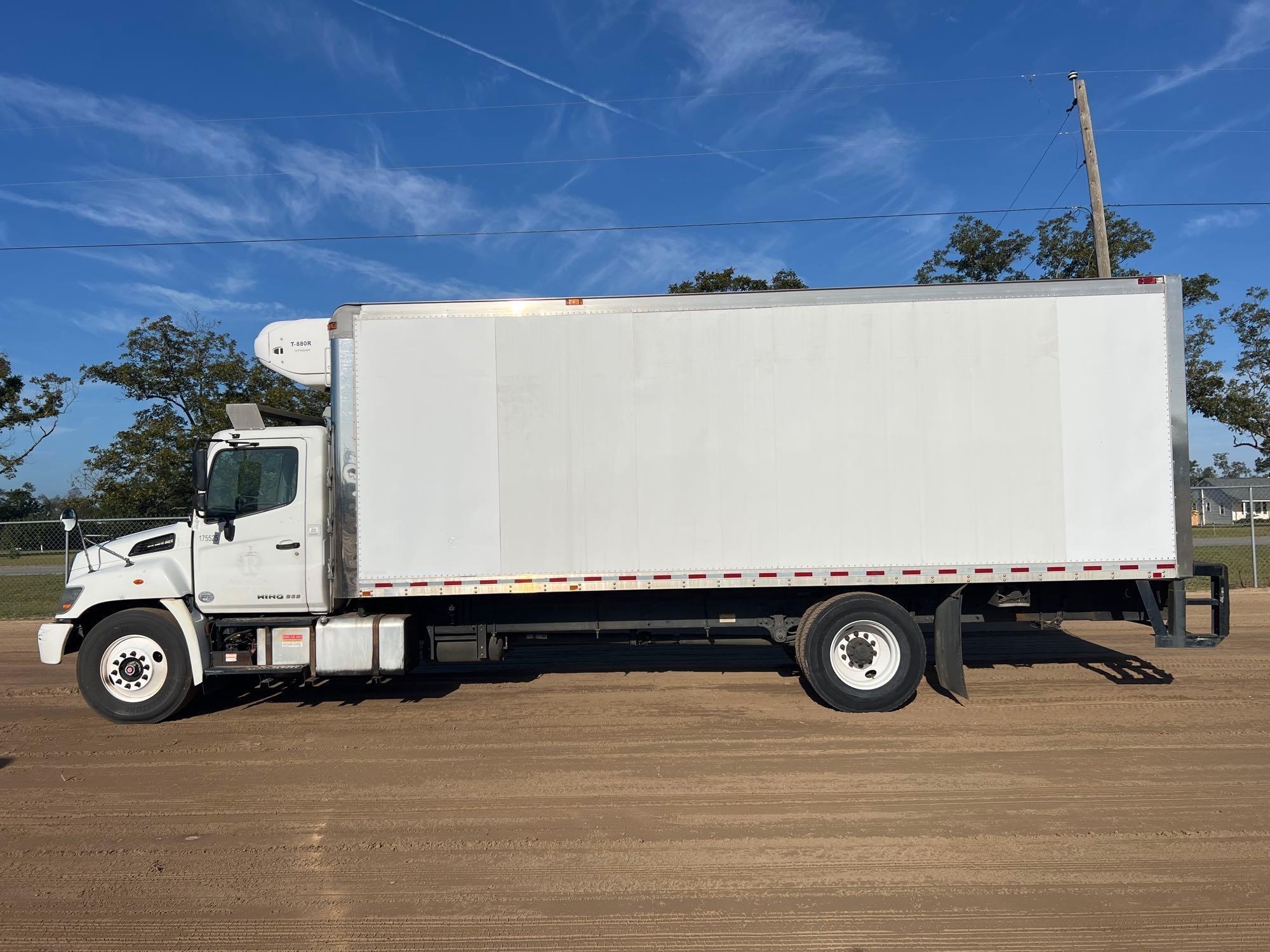 2018 HINO 268 REFRIGERATED BOX TRUCK (A54756)