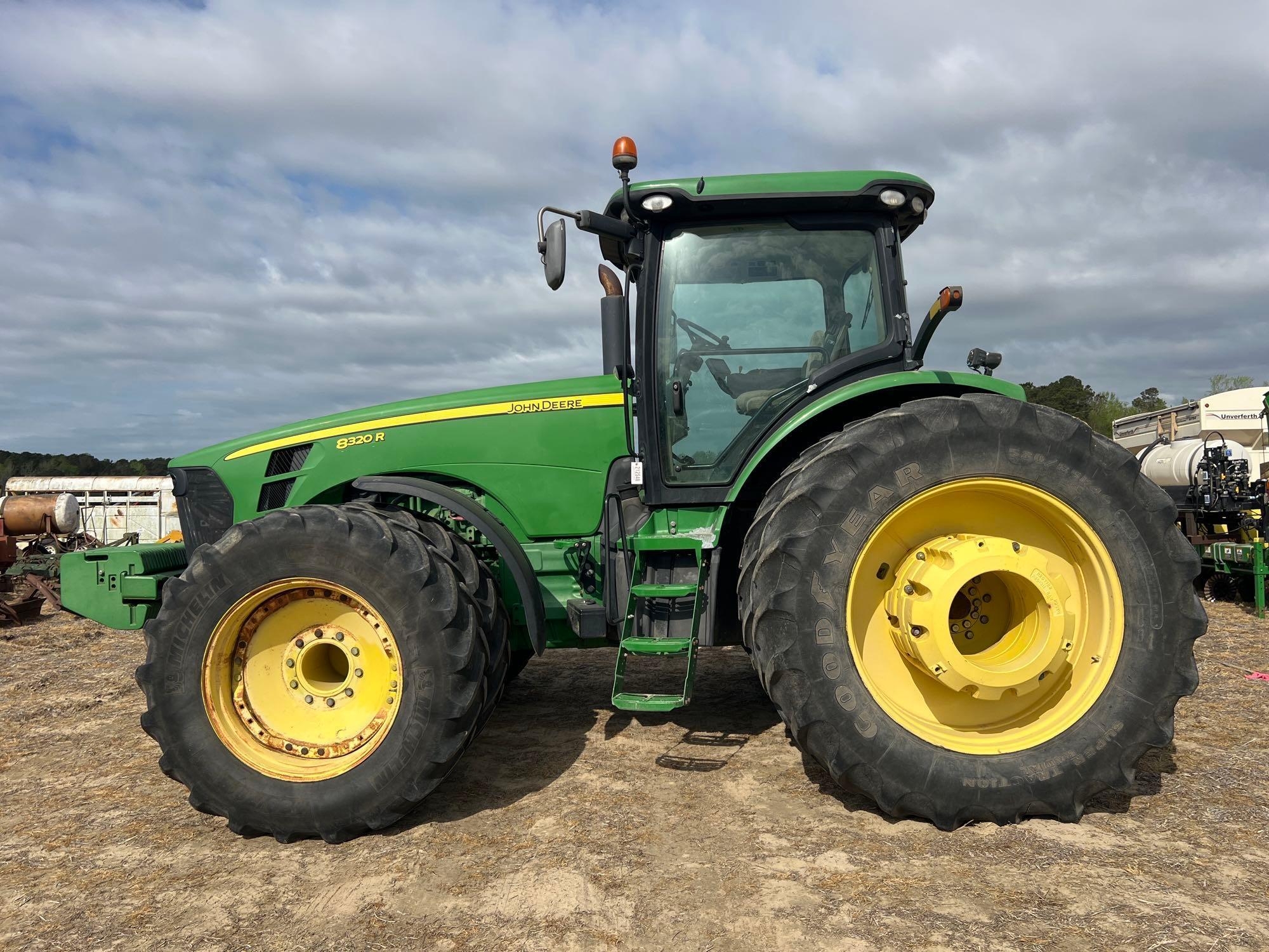 JOHN DEERE 8360R TRACTOR (A64278)