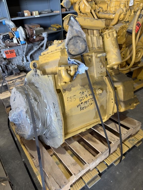 CAT 621B Transmission (A68134)