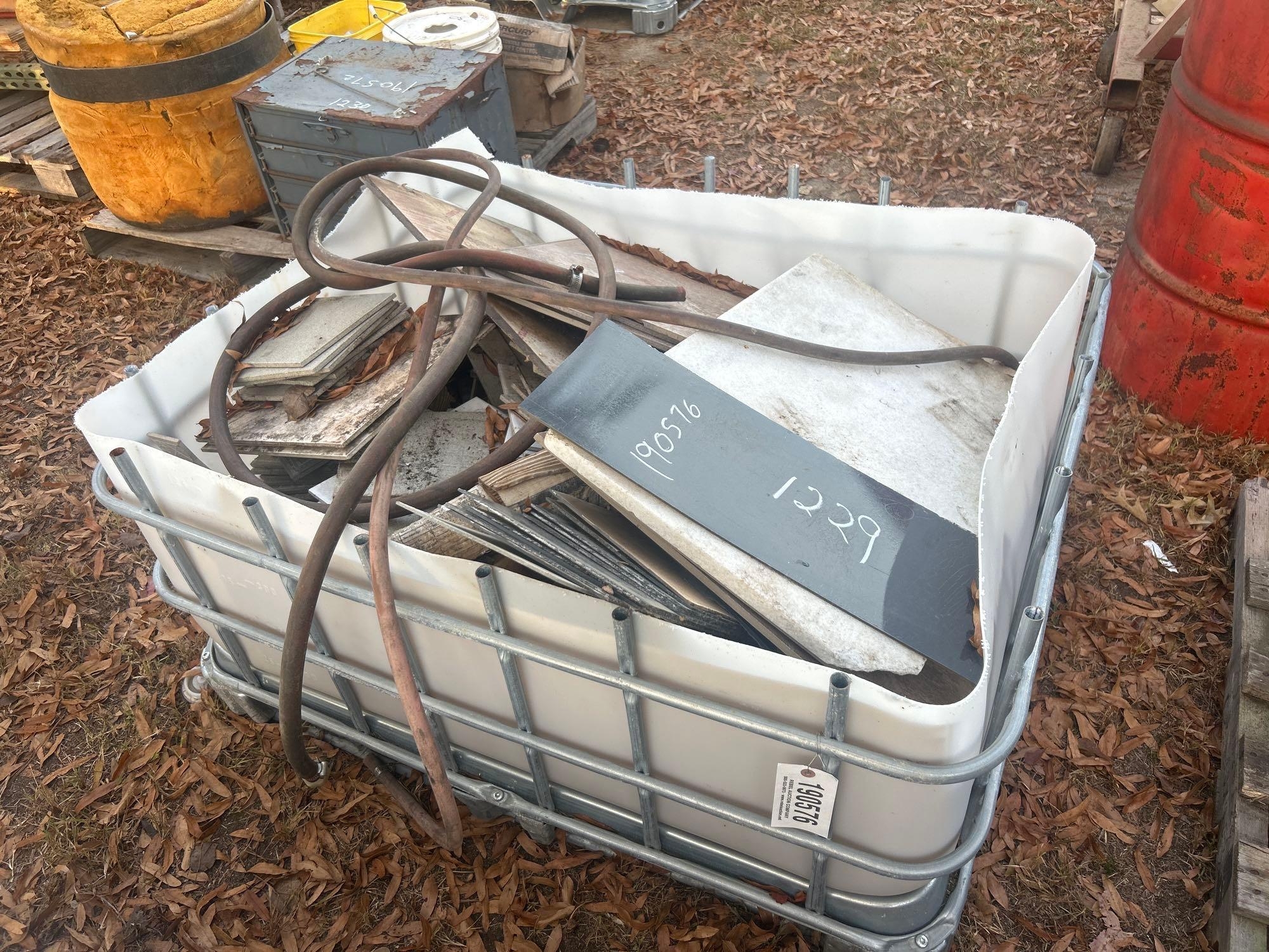 PALLET TOTE OF CERAMIC TILES (A58374)