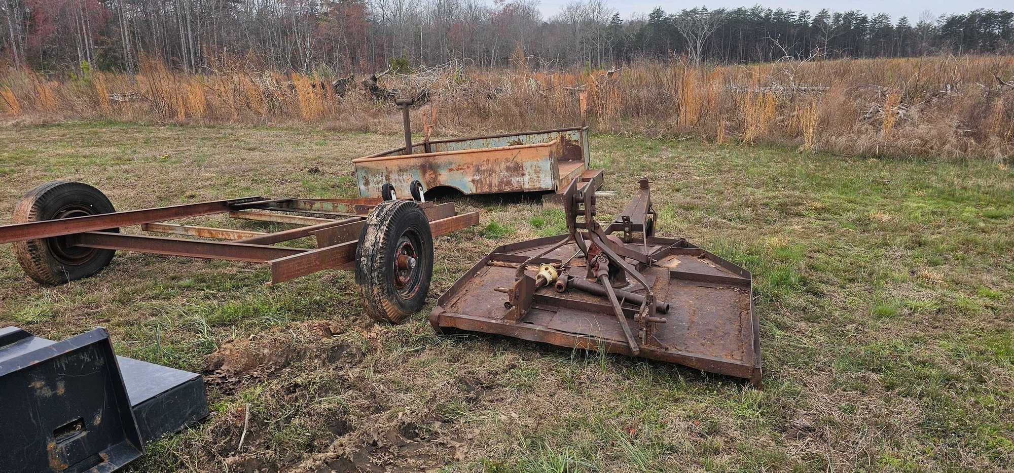 TRUCK BED, TRAILER FRAME & BUSHHOG (A62613)