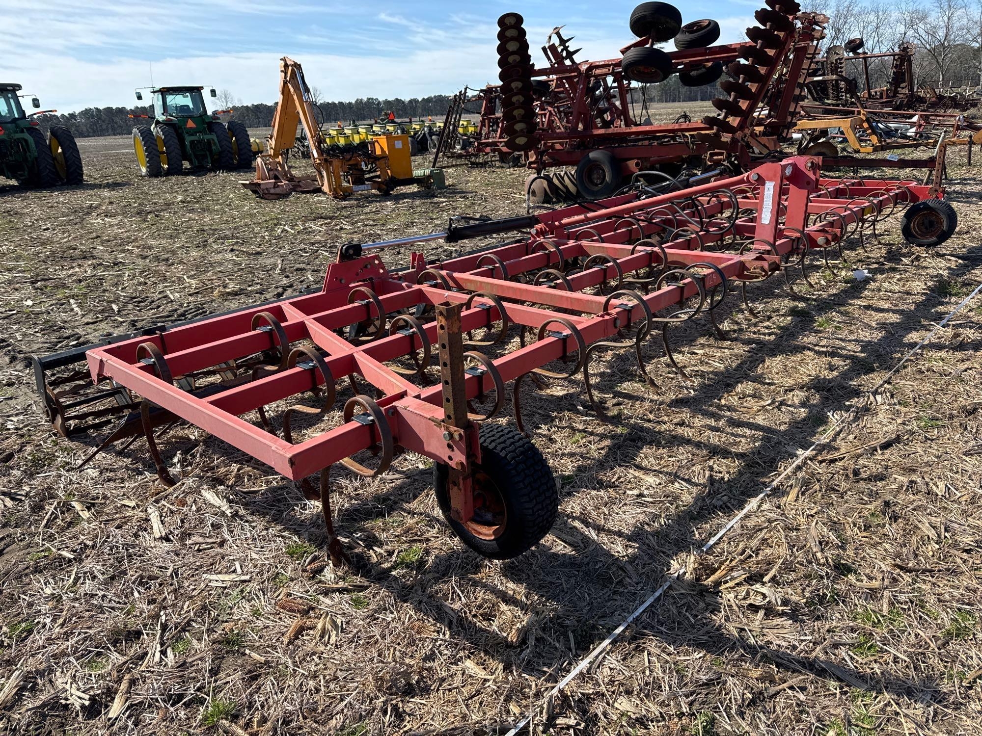 UNVERFERTH PERFECTA II 18' FIELD CULTIVATOR (A63291)
