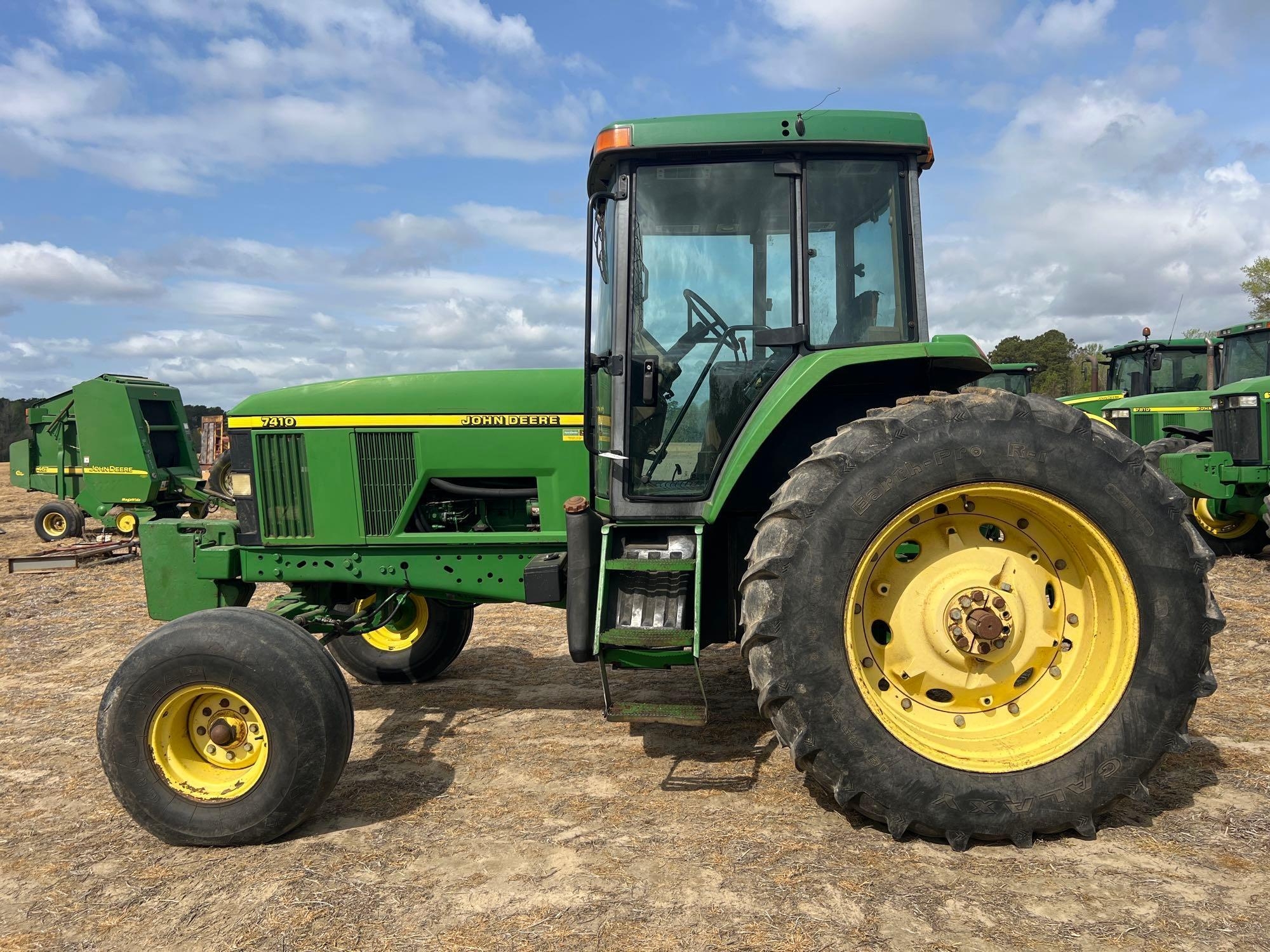 JOHN DEERE 7410 TRACTOR (A64278)