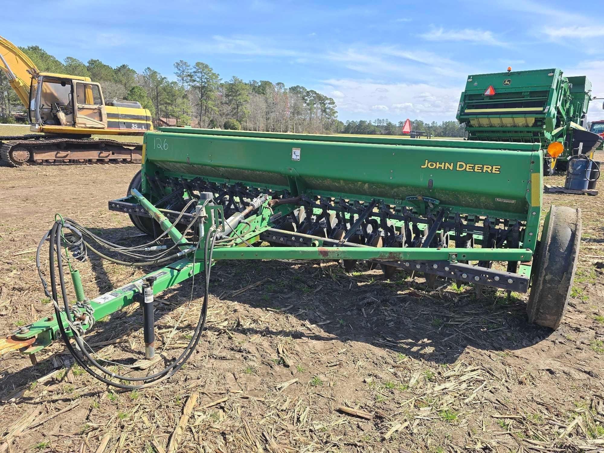 JOHN DEERE BD1113 END WHEEL GRAIN DRILL (A63291)