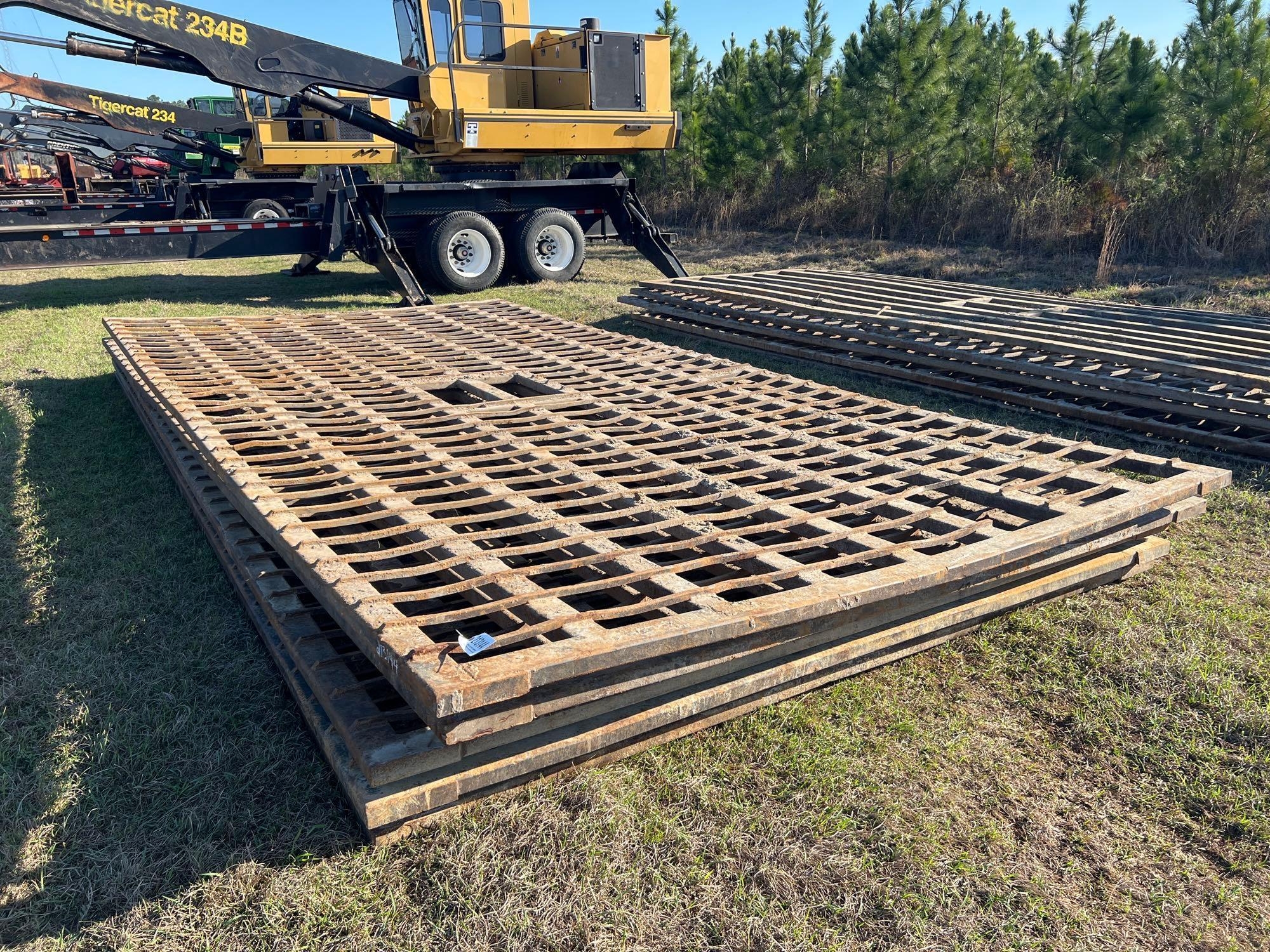 (4) 10 X 20 STEEL MATS (A64276)