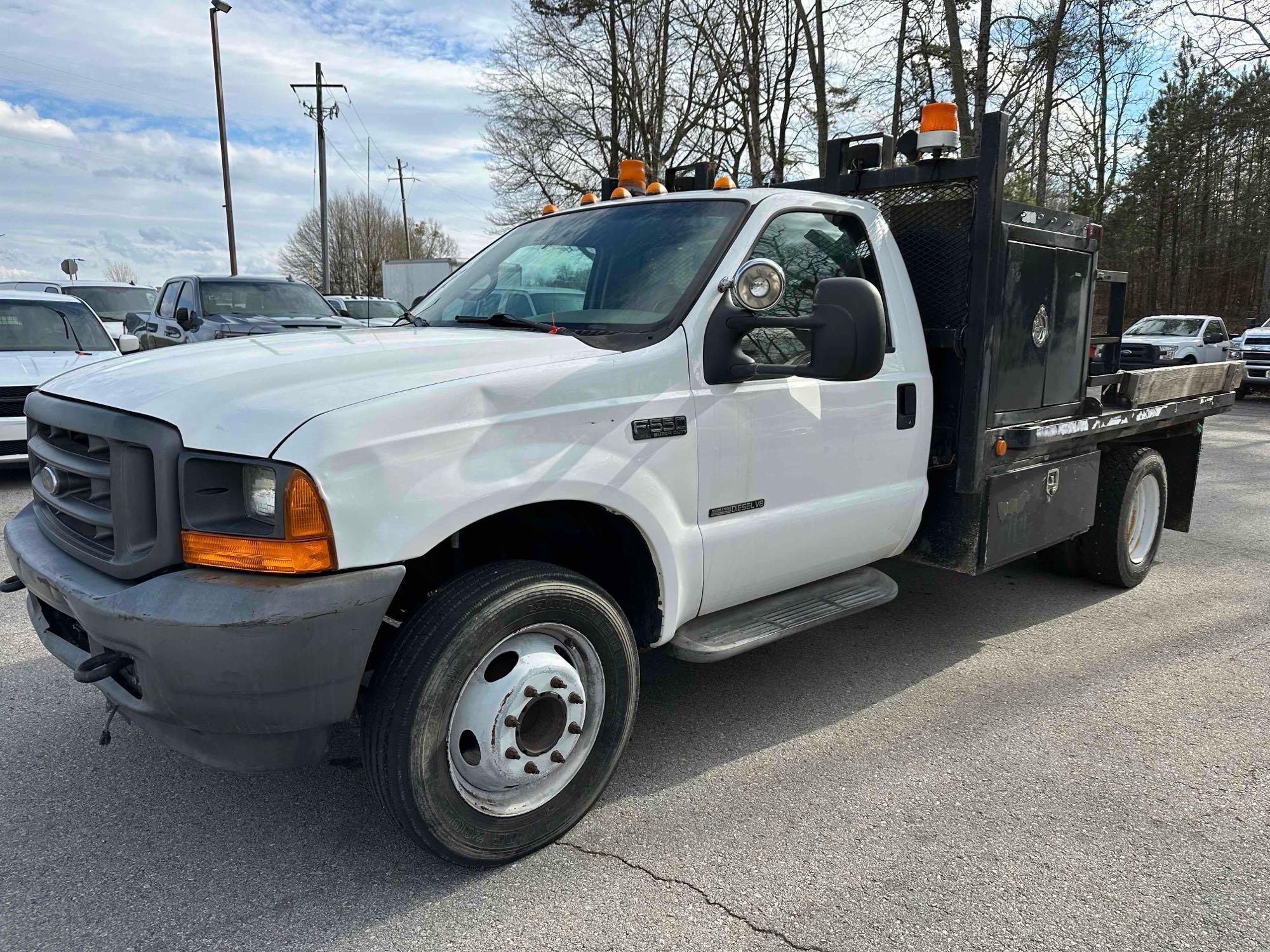 2001 Ford F-550 Flatbed Truck, VIN # 1FDAF56F61ED50387 (A65563)