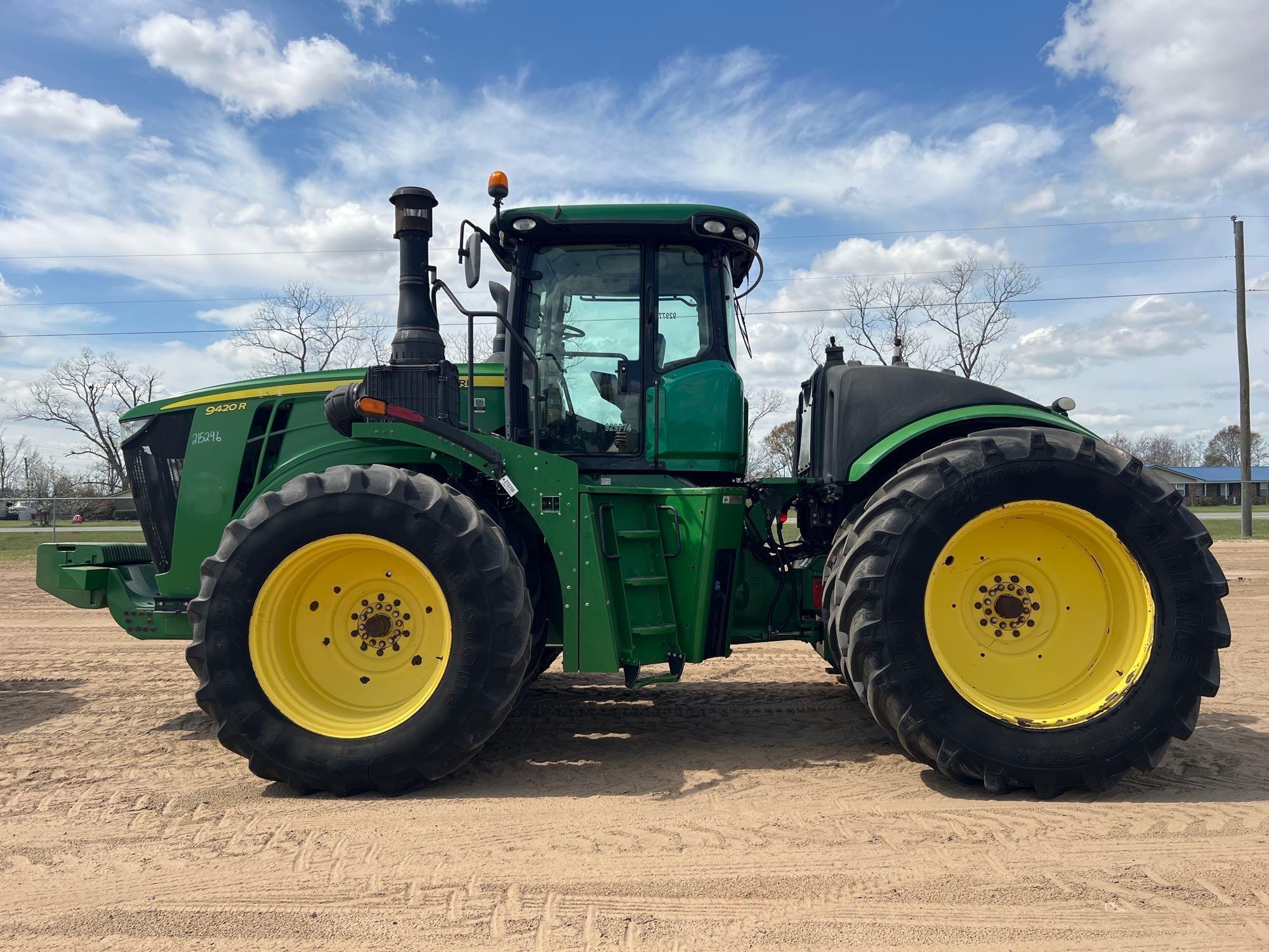 JOHN DEERE 9420R ARTICULATING TRACTOR (A64280)
