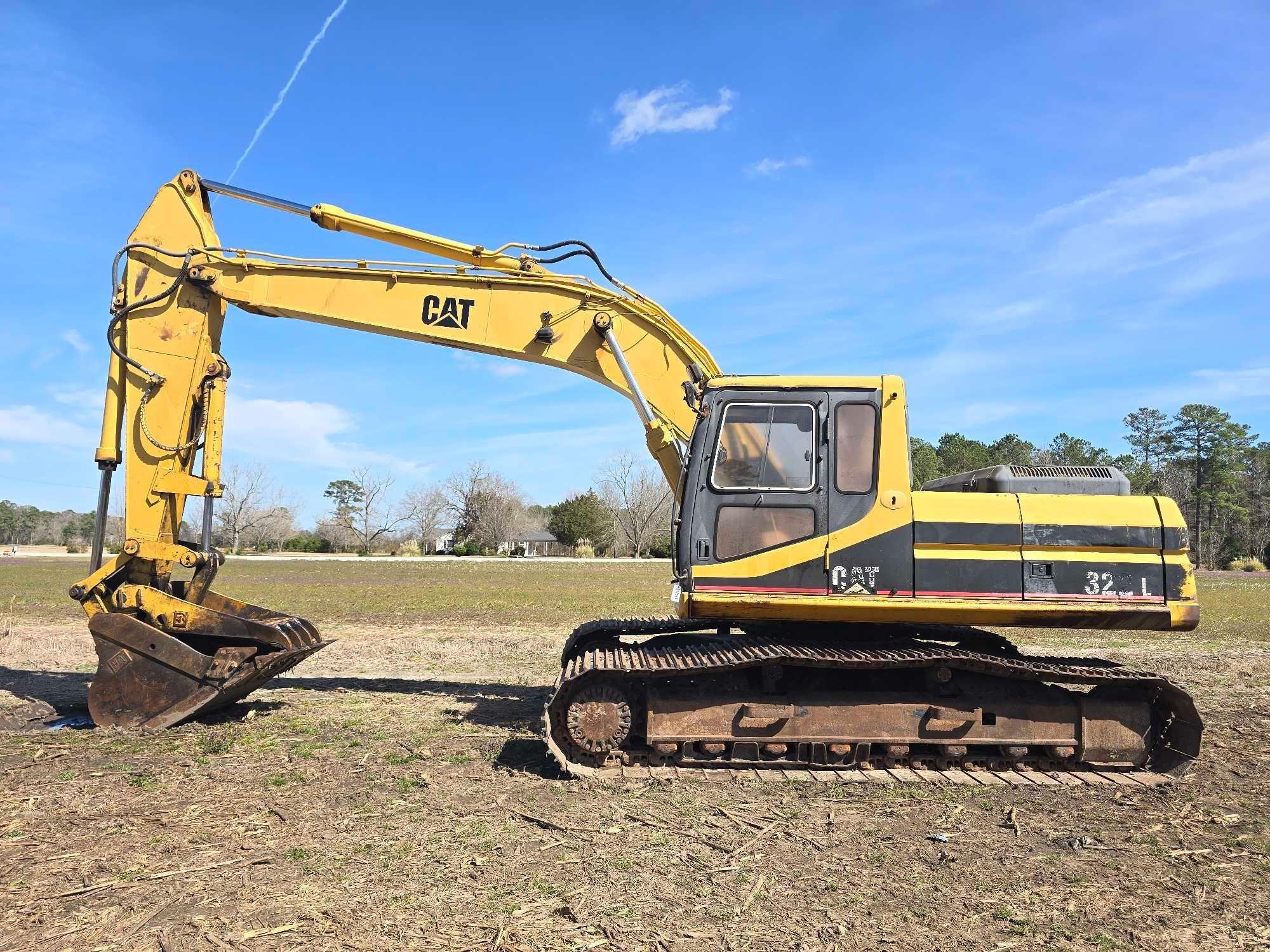 CATERPILLAR 322L EXCAVATOR (A63291)