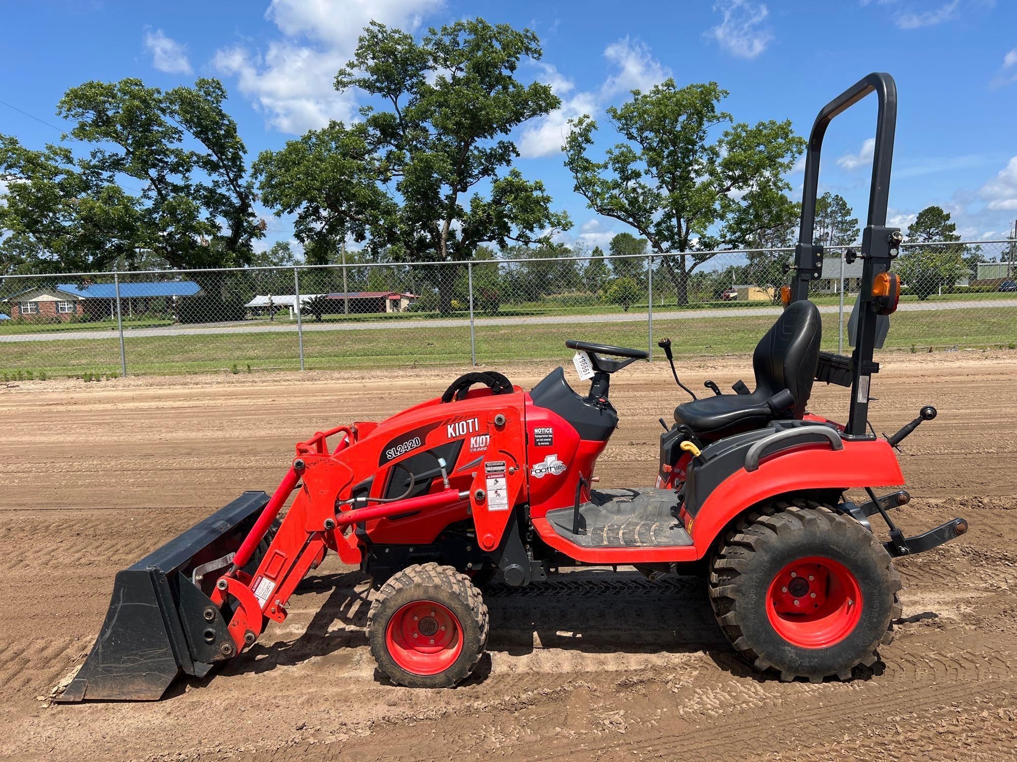 KIOTI CS2220 TRACTOR (A50459)