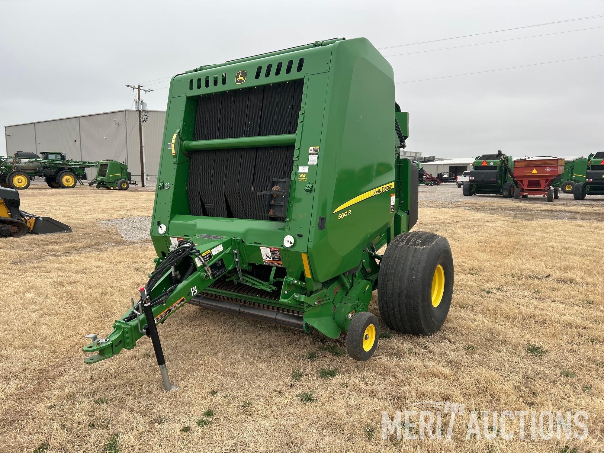 2020 John Deere 560R Premium Round Baler (A63111)