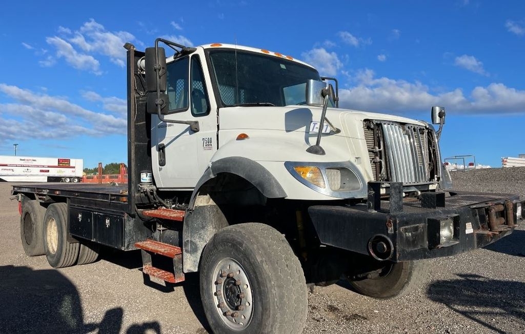 2007 International 7500 sba Flatbed 6x6 Truck (A47371)