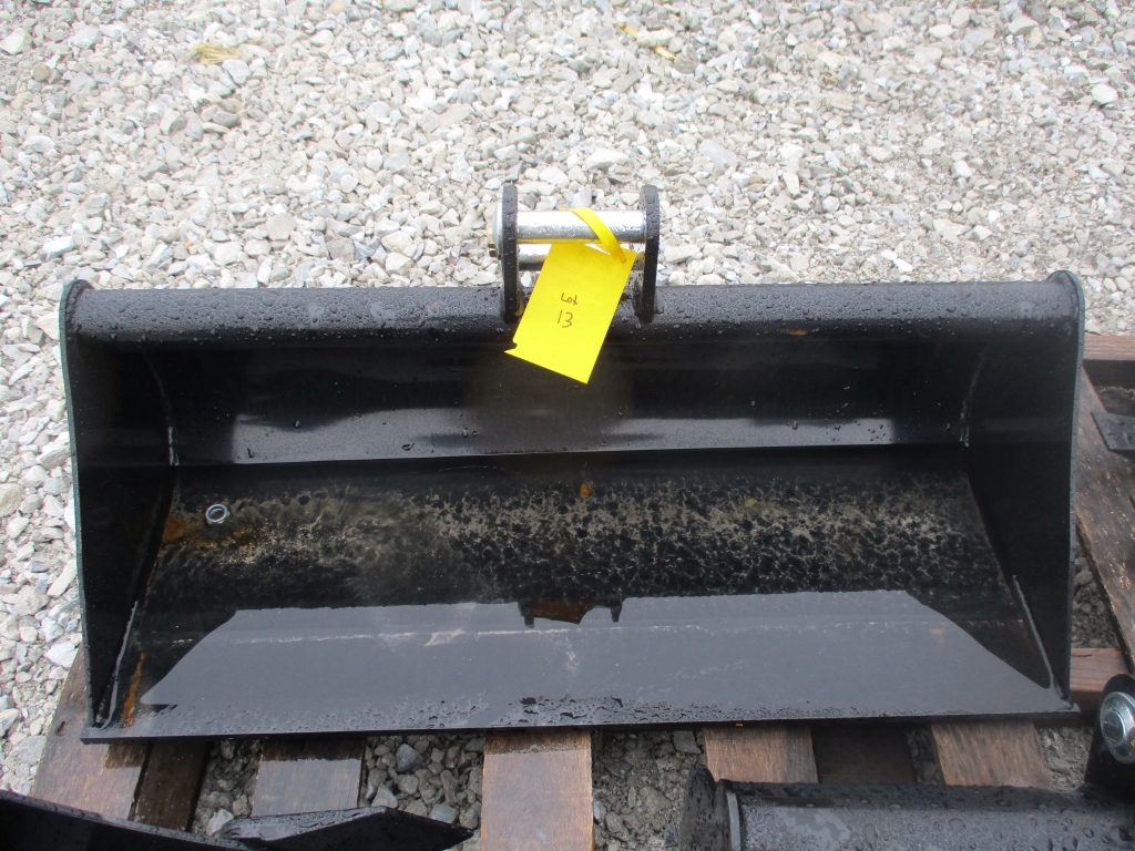 31" Minin Excavator Bucket (A66285)