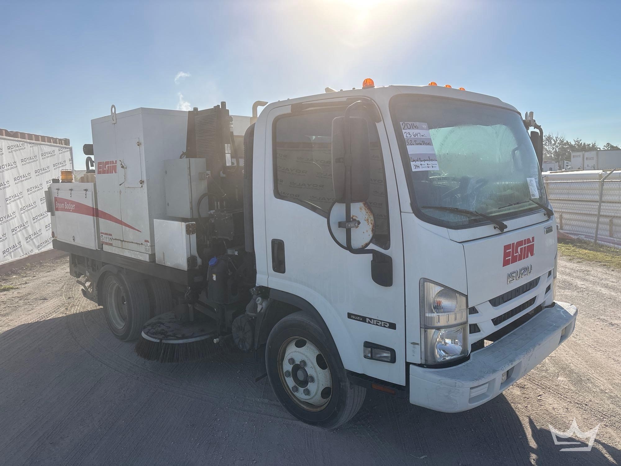 2016 Isuzu NRR Elgin Broom Badger Sweeper Truck (A64556)