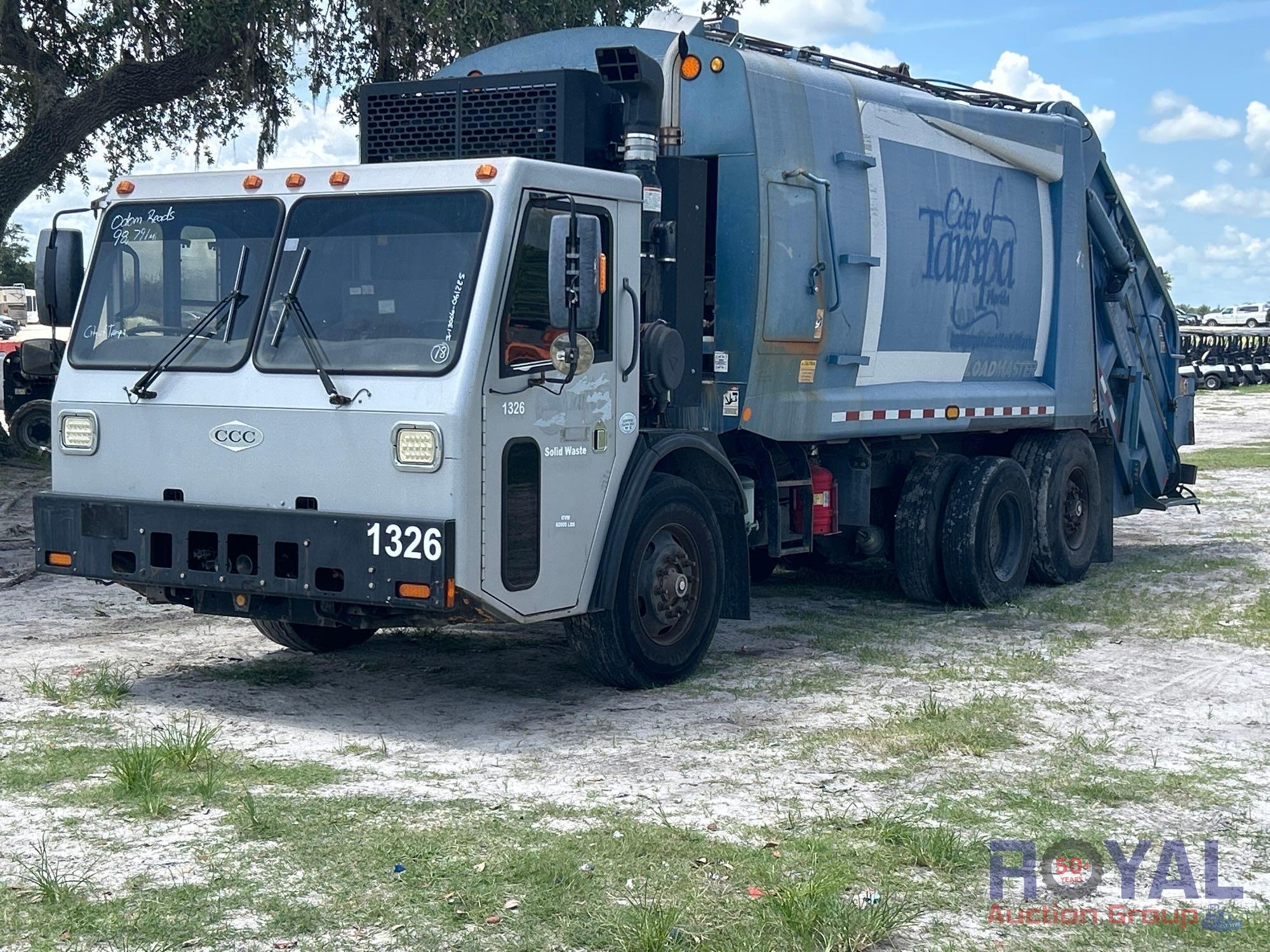 2013 Crane Carrier Co. Low Entry Garbage Truck (A48081)