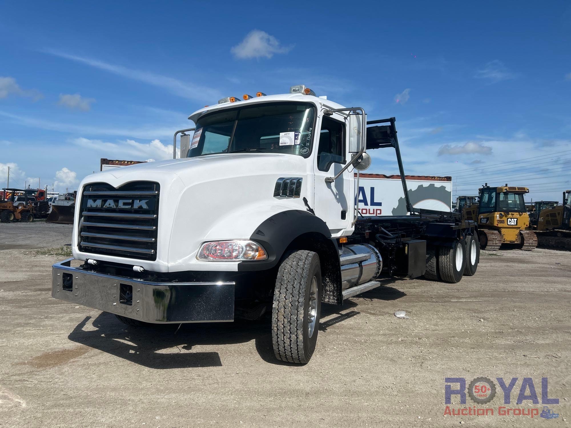 2006 Mack CT713 Granite T/A Galbreath Roll-Off Truck (A55788)