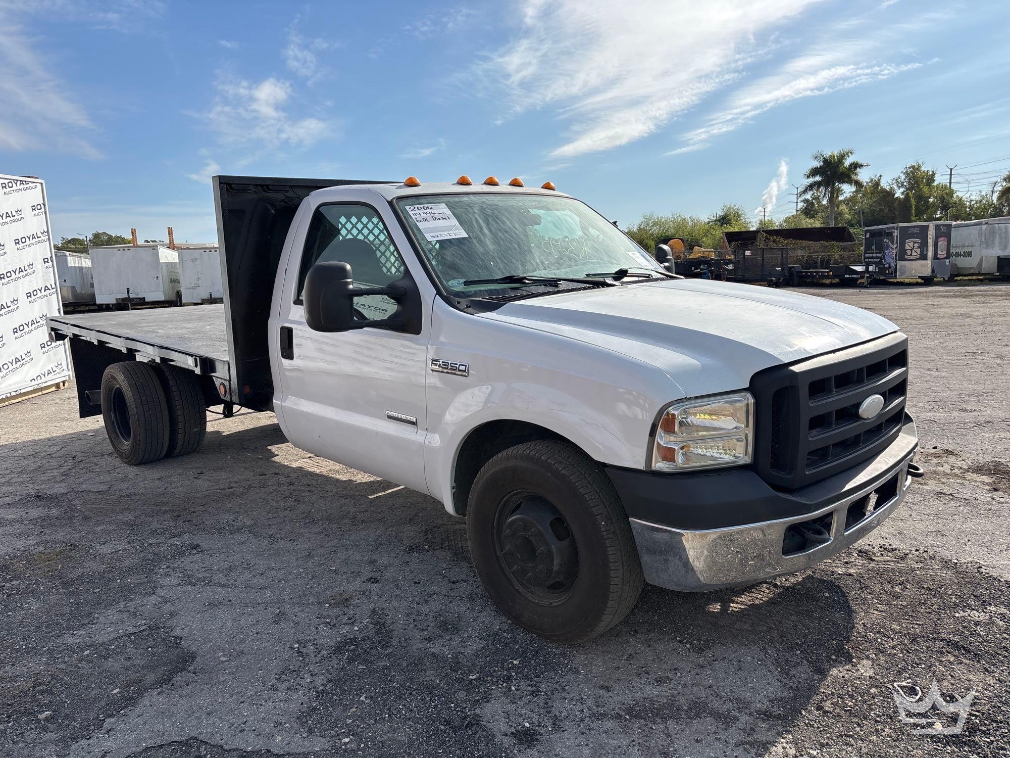 2006 Ford F-350 12ft. Flatbed Truck (A61573)
