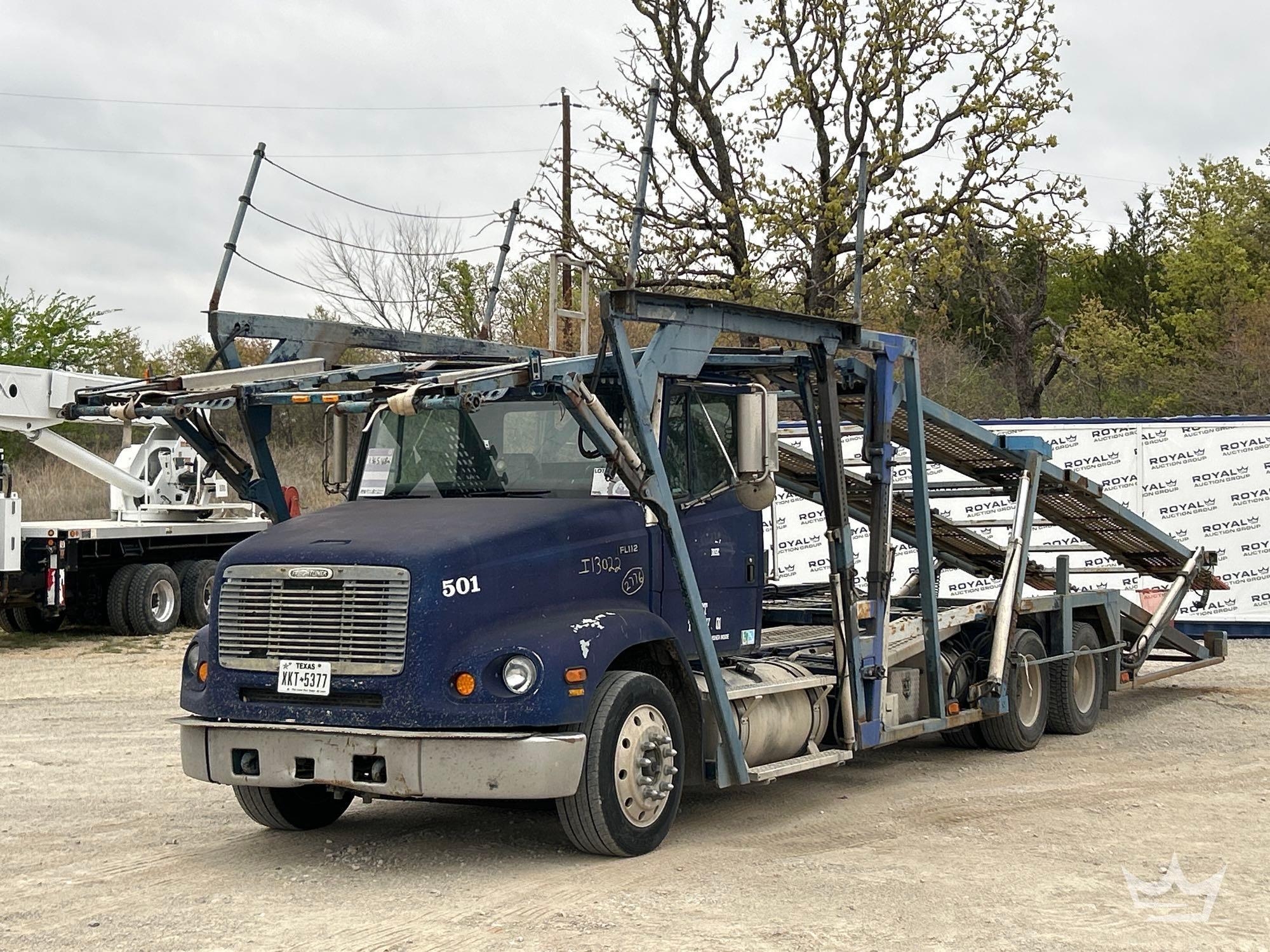 2001 Freightliner 5 Car Hauler (A64194)