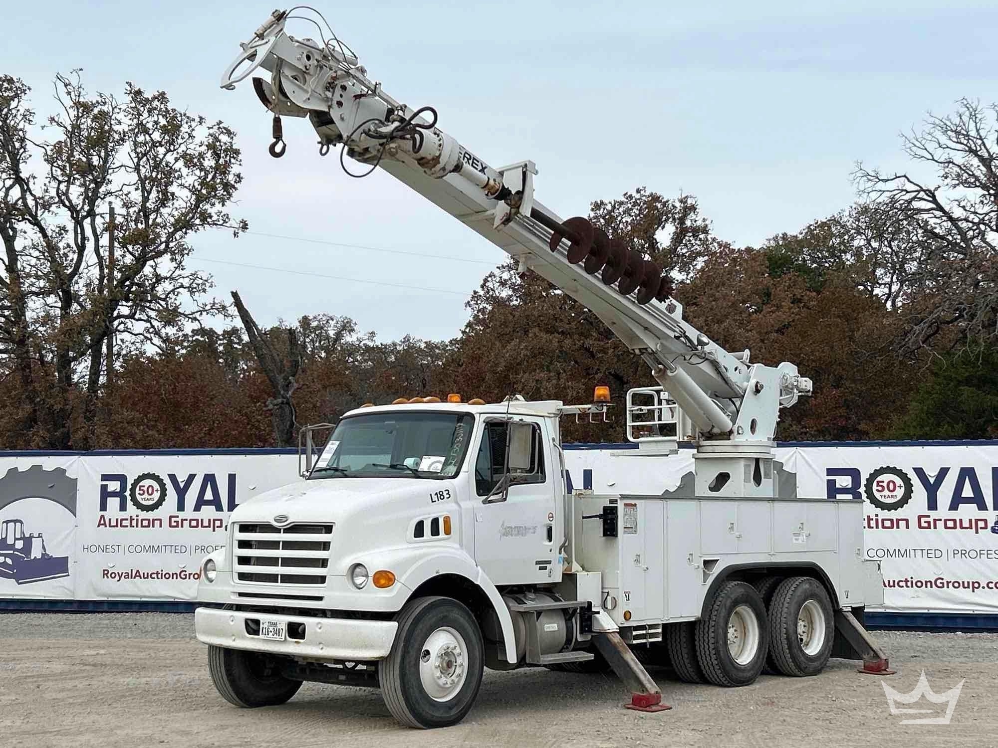 2007 Sterling L7500 Terex Commander C6060 T/A Insulated Derrick Digger Truck (A60460)