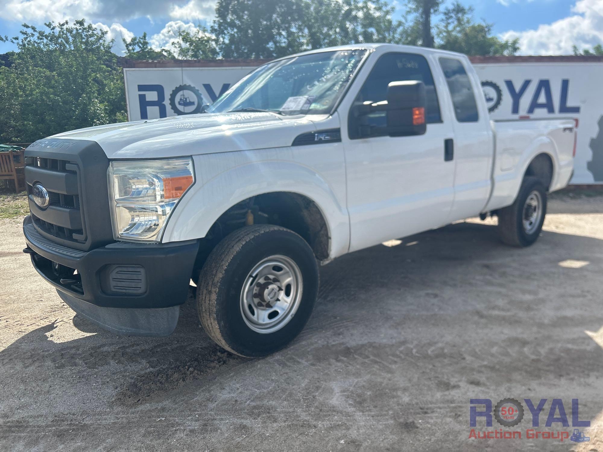 2015 Ford F-250 4x4 Super Duty Ext. Cab Pickup Truck (A46684)