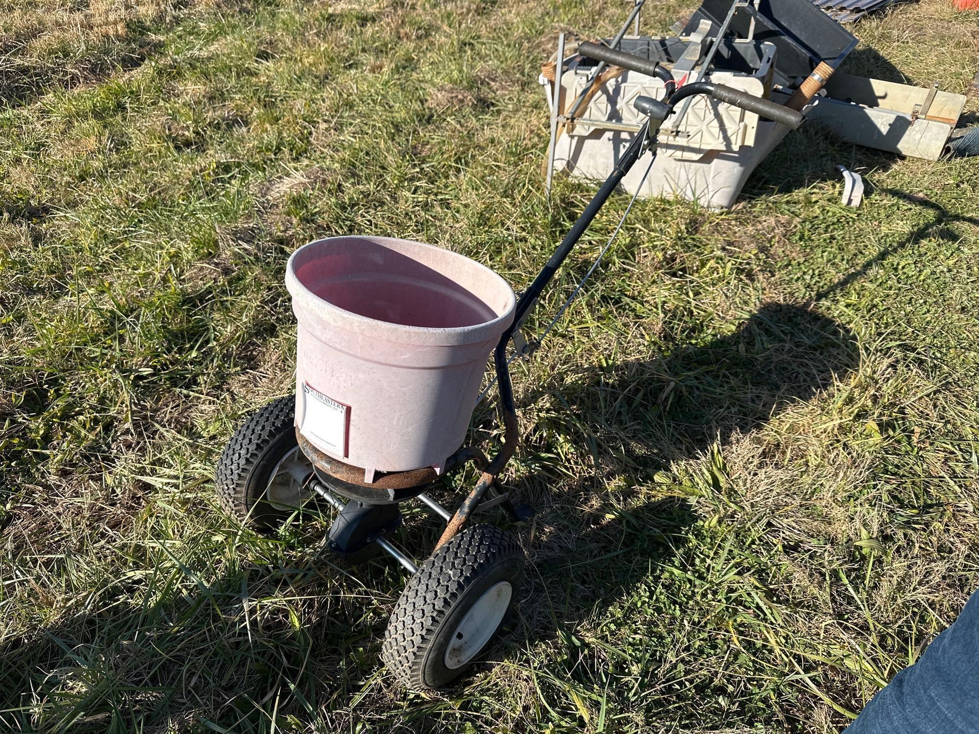 Earthway Spreader (A57454)