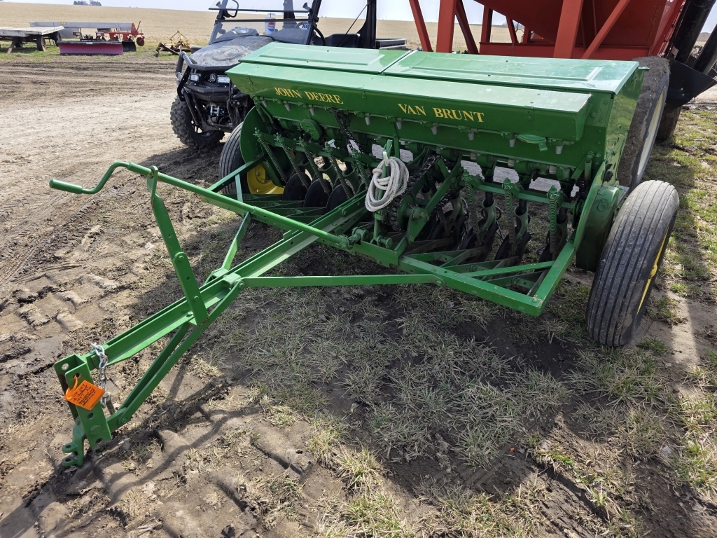 John Deere Van Brunt 10 x 7 Grain Drill (A66285)