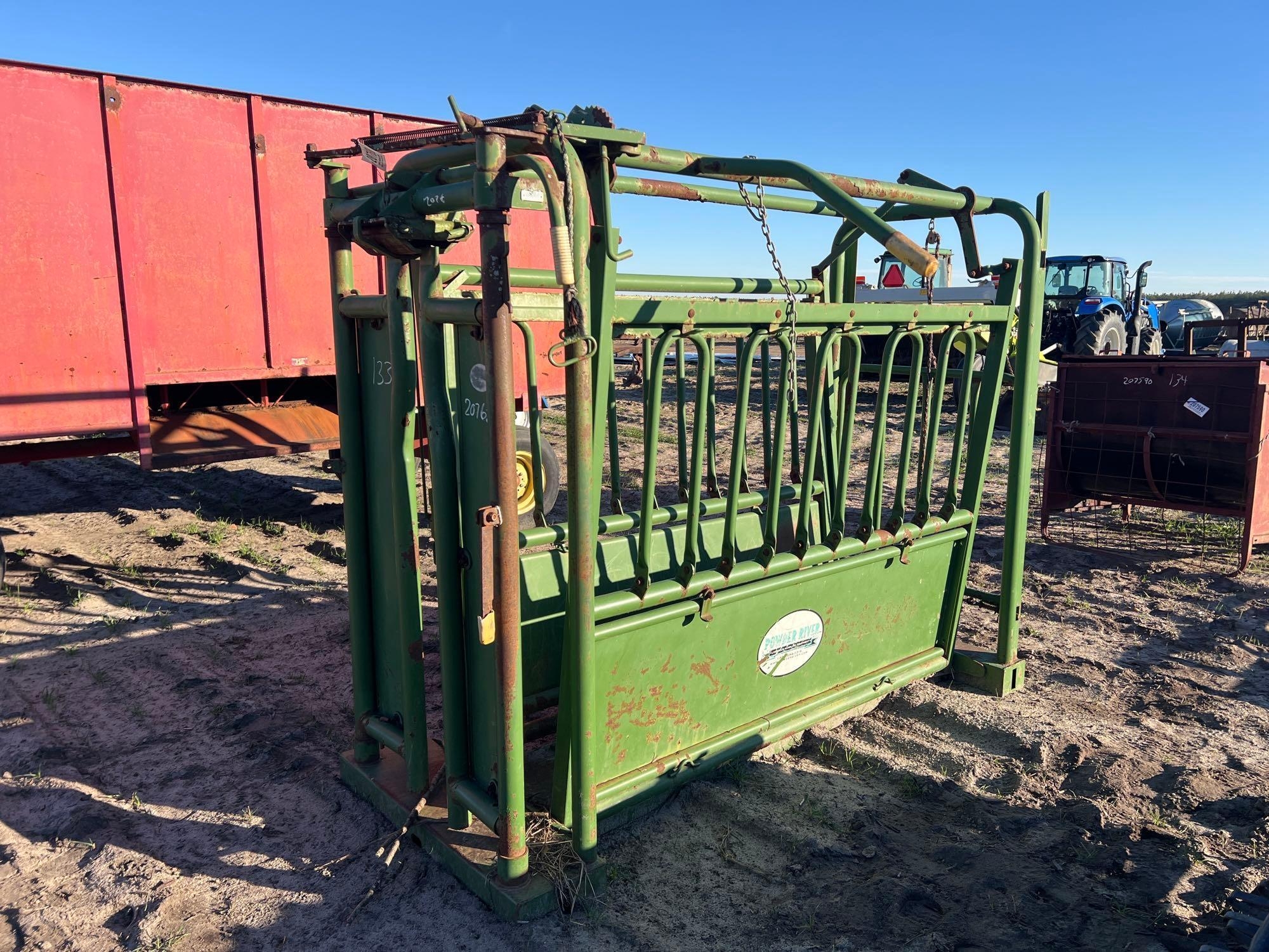 POWDER RIVER CATTLE CHUTE (A63290)