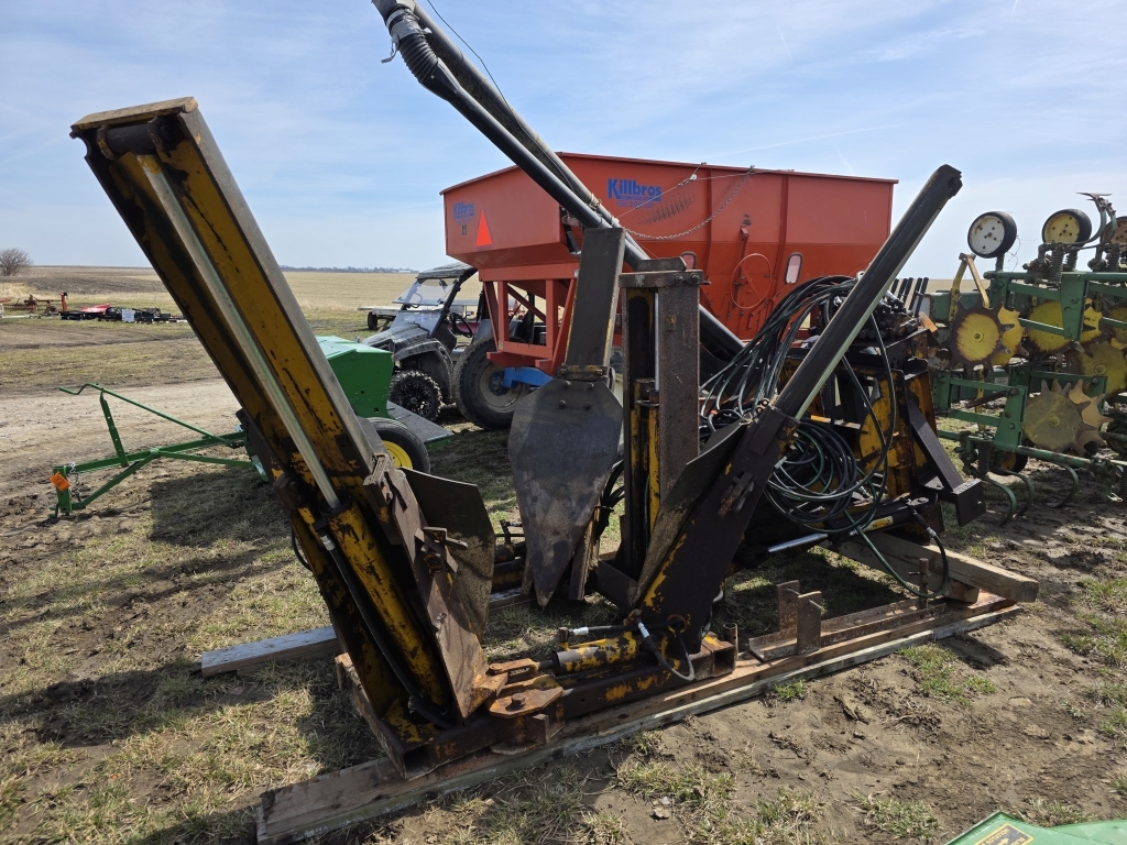 3Pt Tree Spade (A66285)