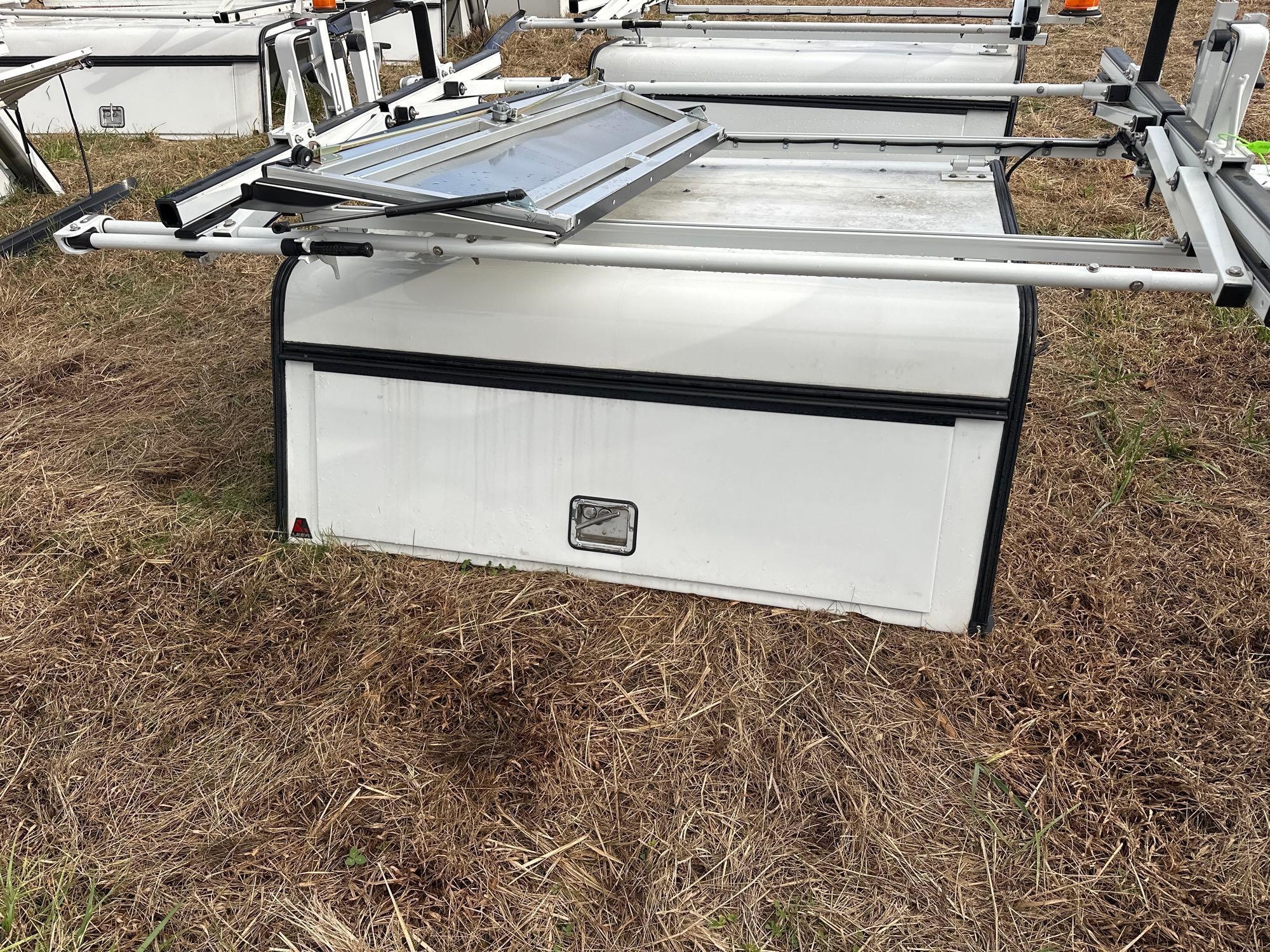 Leer Camper Shell (A57454)