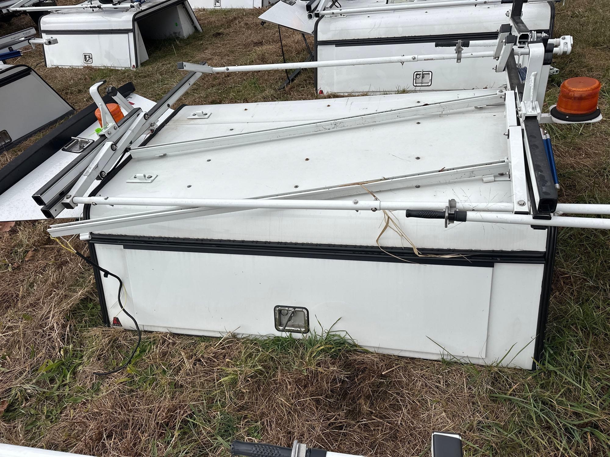 Leer Camper Shell (A57454)