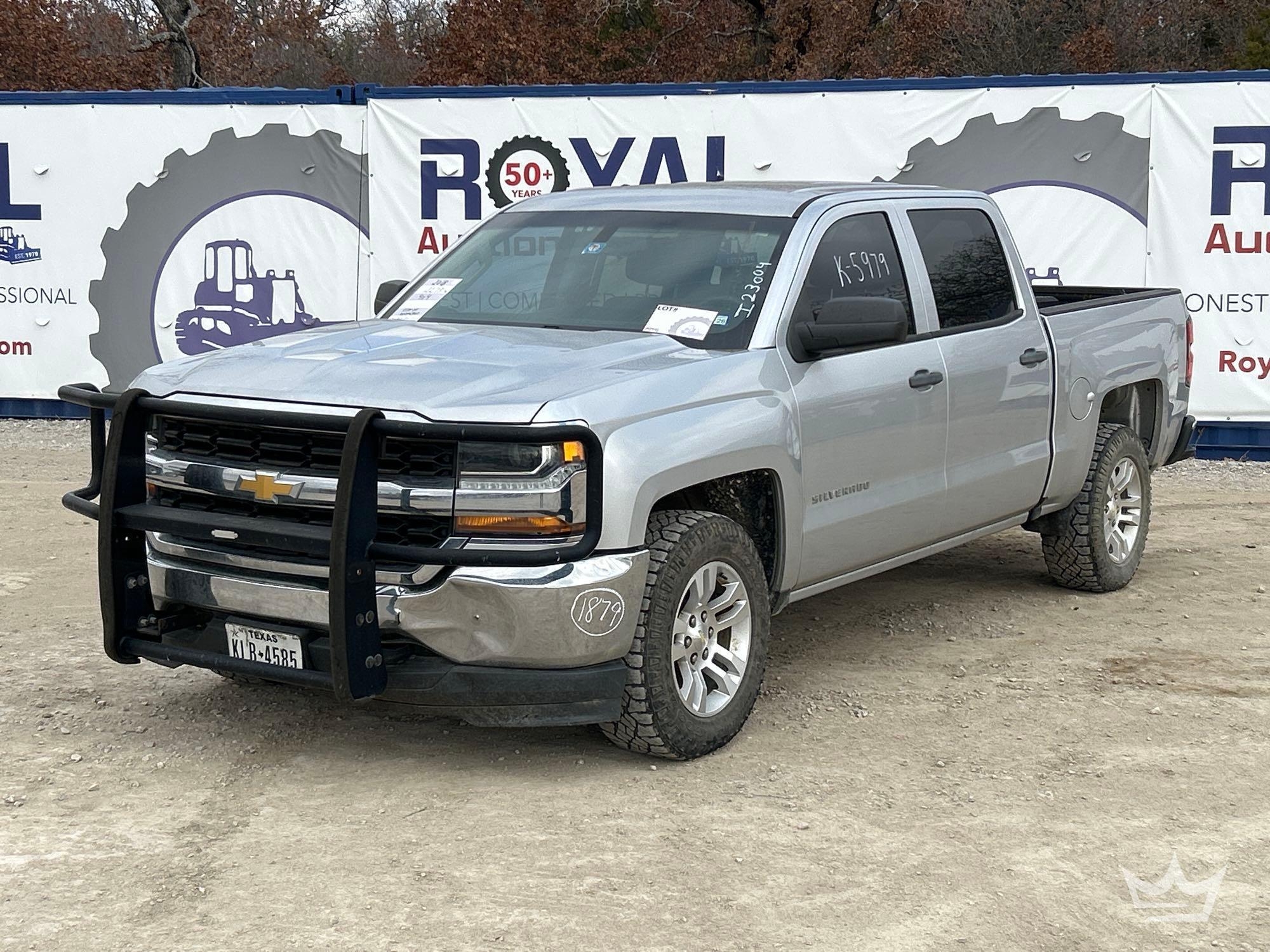 2018 Chevrolet Silverado 1500 4x4 Crew Cab Pickup Truck (A60352)