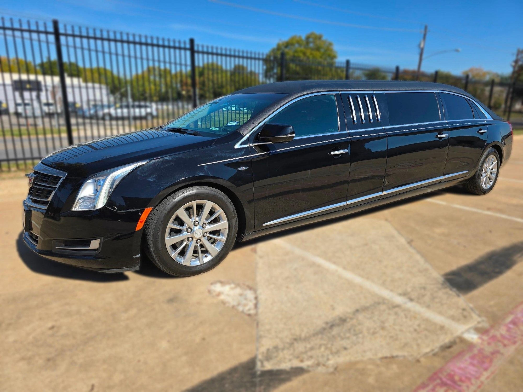 2017 Cadillac Federal 70IN Limo w 27466 Miles, Premium Federal Coachwork, Luxury Transport (A63118)