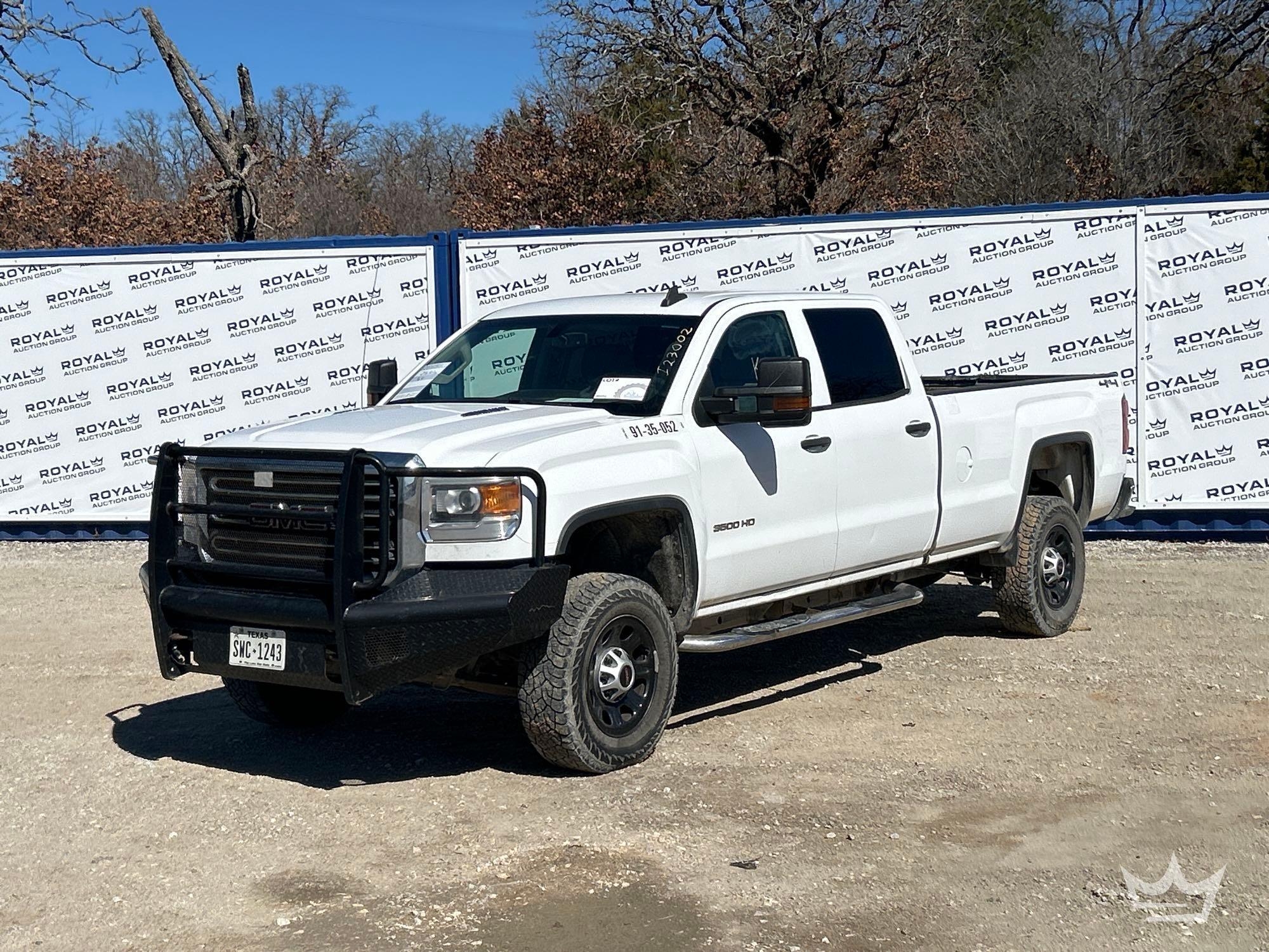 2015 GMC 3500 HD 4x4 Crew Cab Pickup Truck (A64194)
