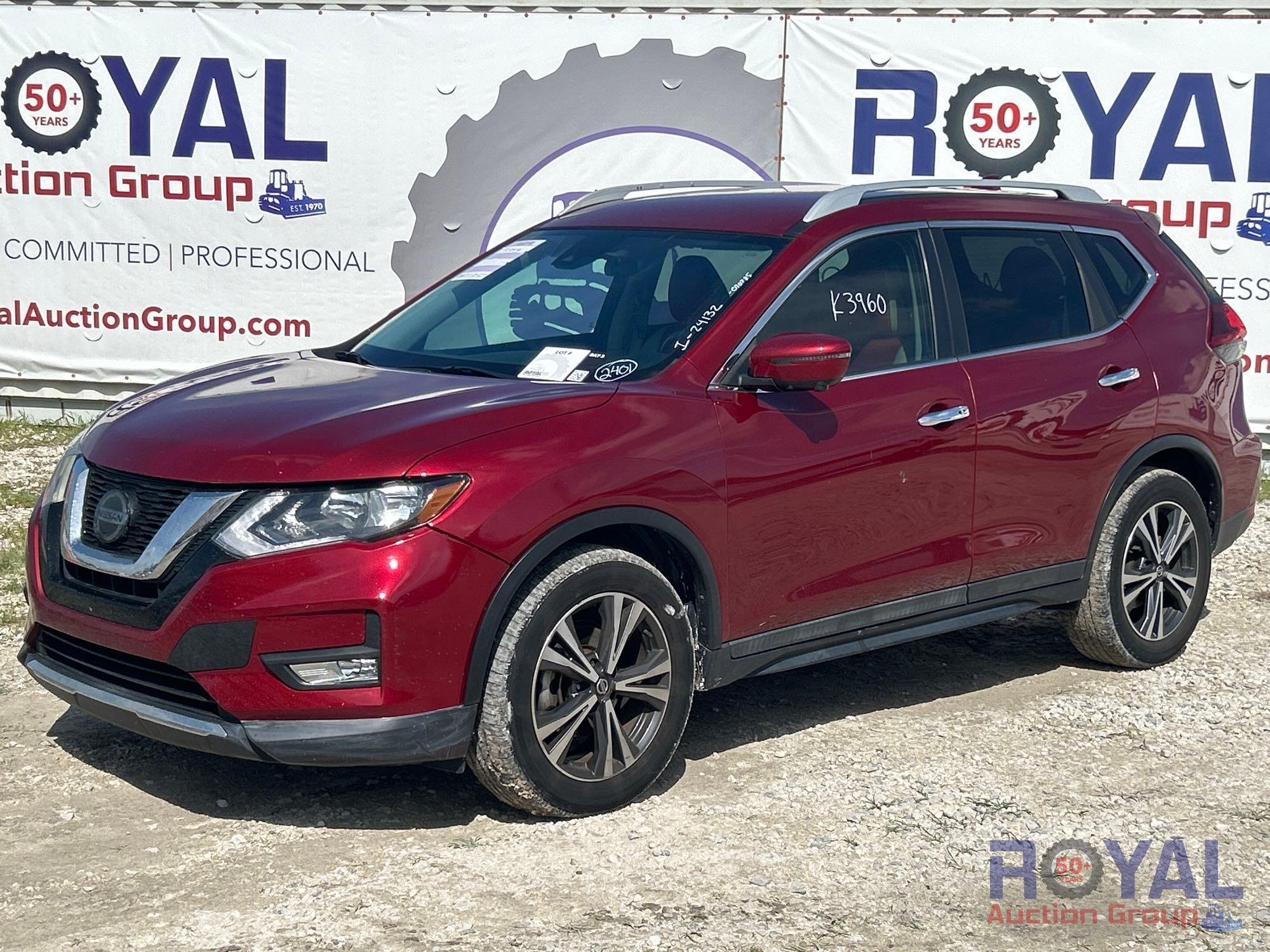2019 Nissan Rogue SV SUV (A48082)
