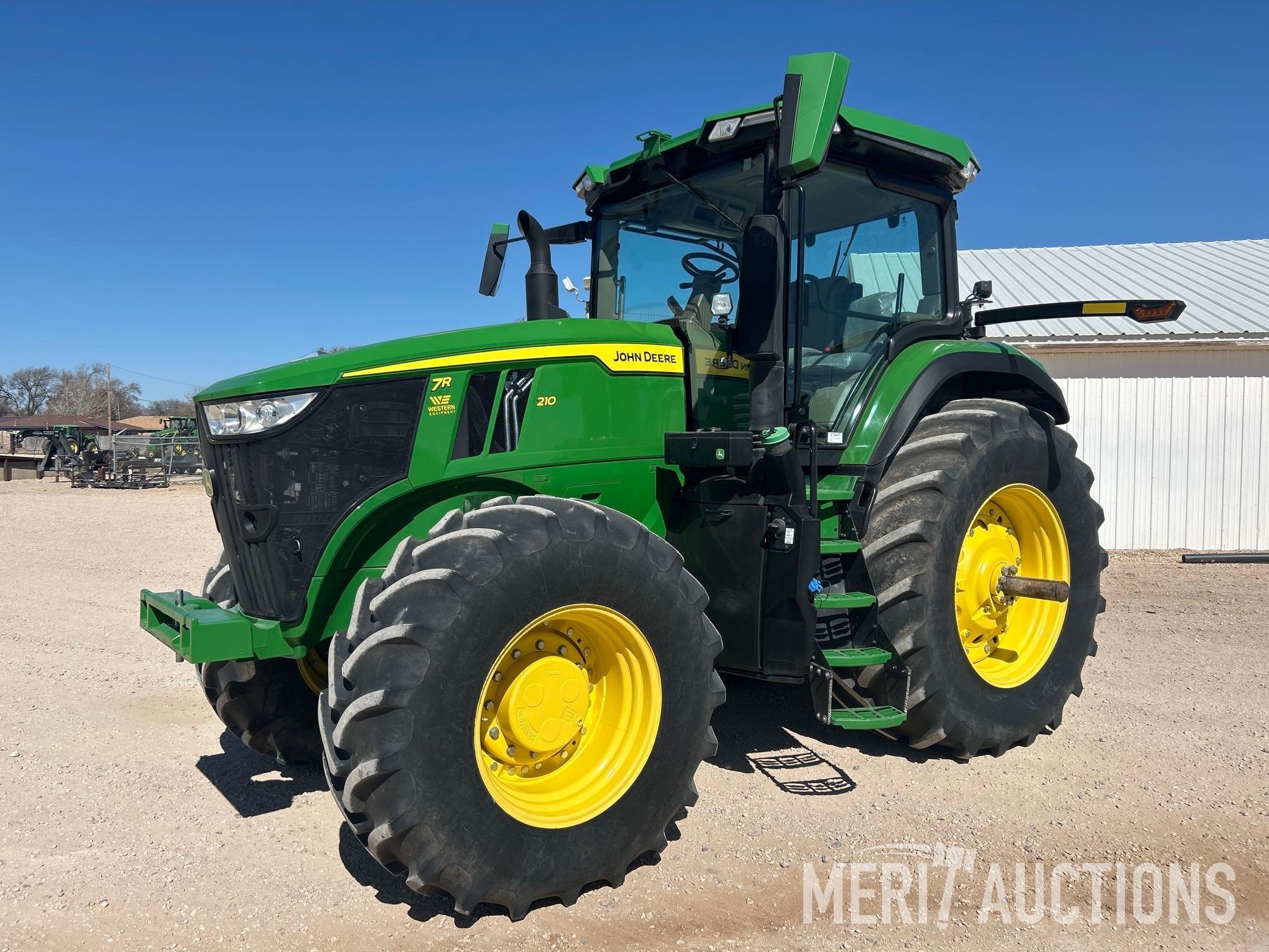 2022 John Deere 7R 210 Tractor (A63111)