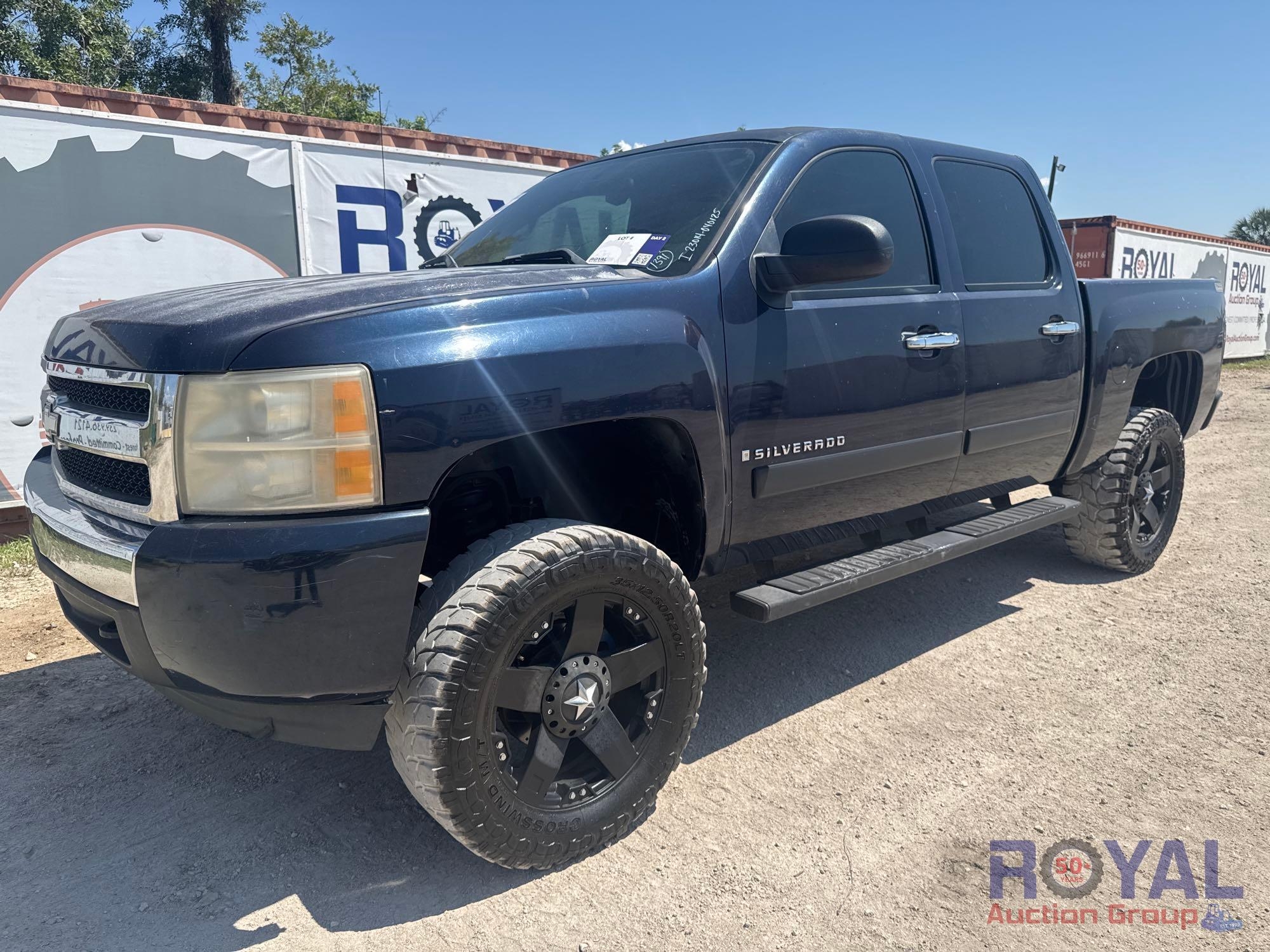 2007 Chevrolet Silverado 1500 Crew Cab Pickup Truck (A46684)