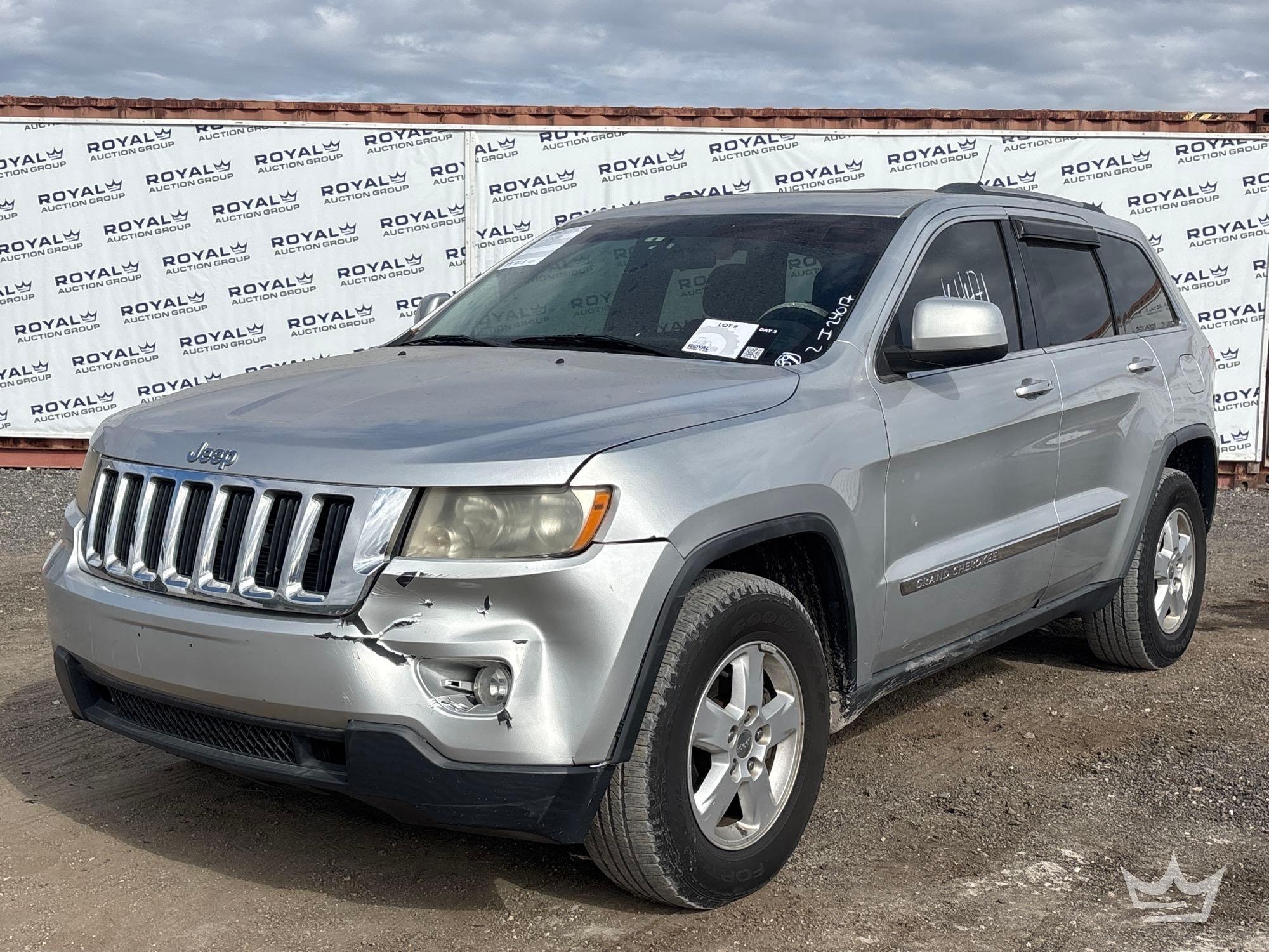 2011 Jeep Grand Cherokee AWD SUV (A61569)