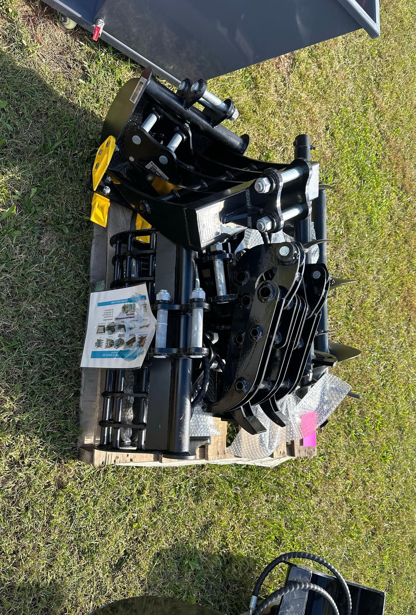 Pallet Of Mini Excavator Attachments (A47477)