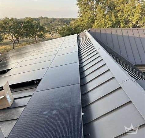 20.7kW Aptos 440W w/ IQ8PLUS Enphase Microinverter Solar System (A59228)