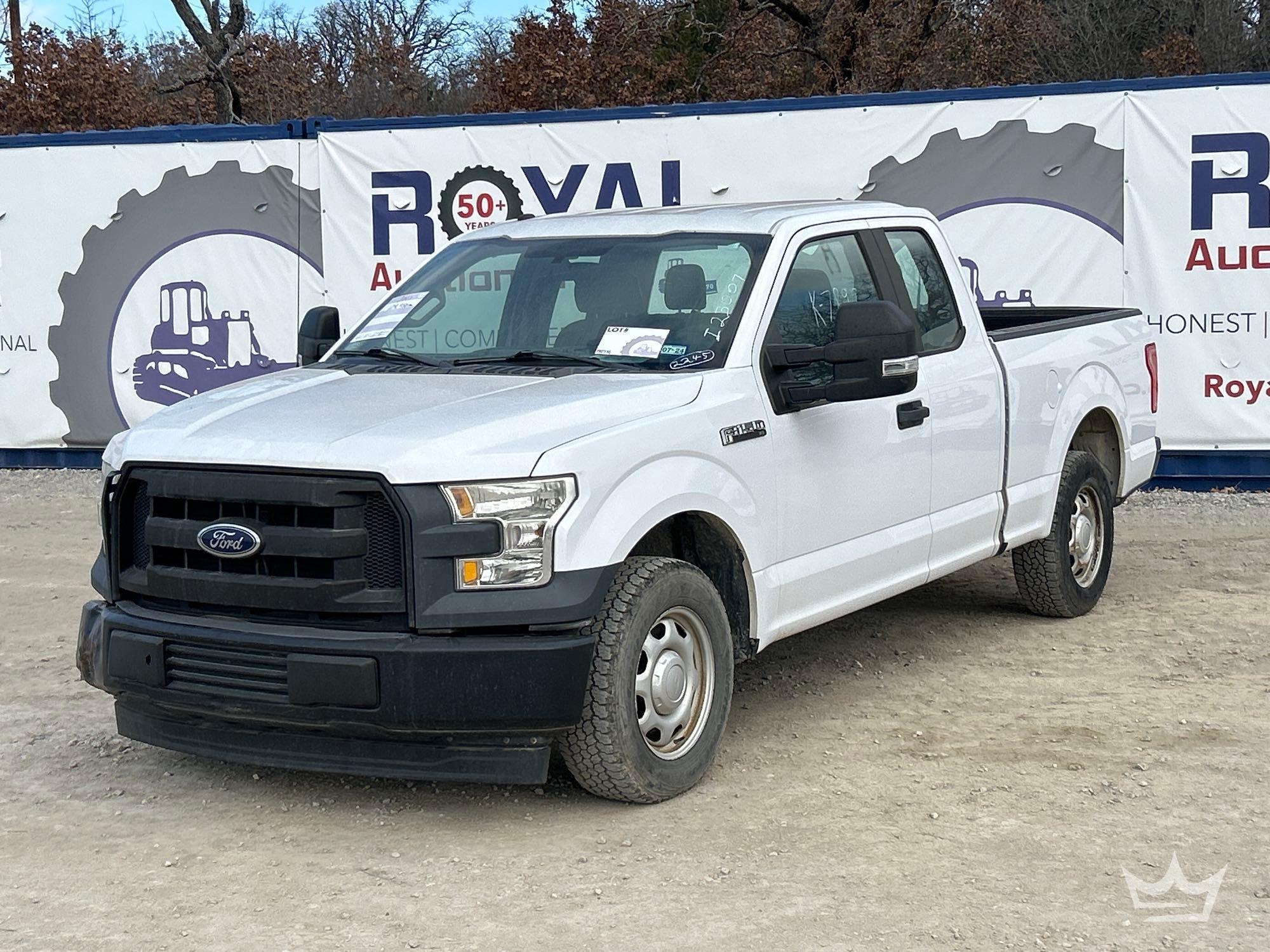 2017 Ford F-150 Ext. Cab Pickup Truck (A60352)