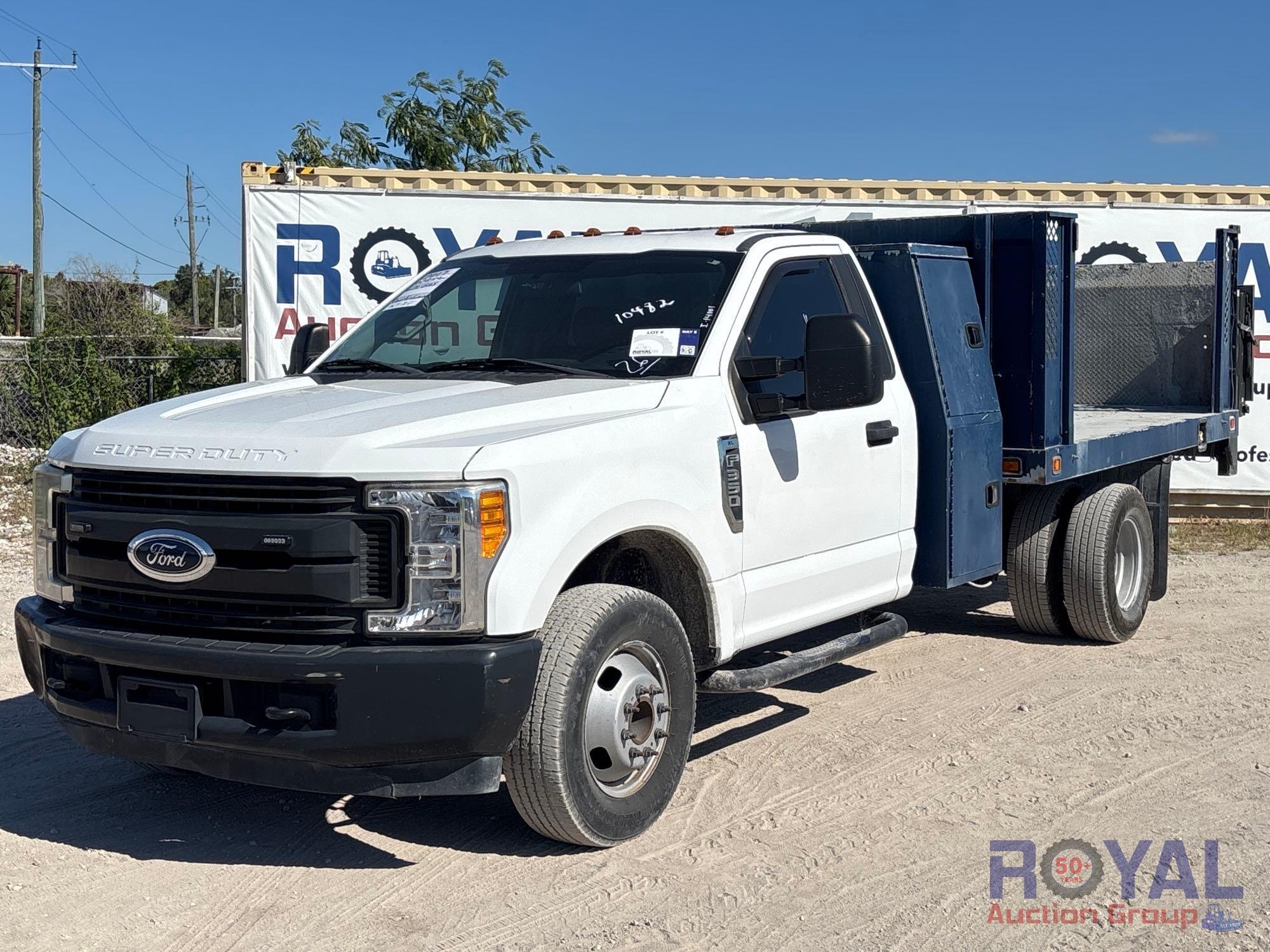 2017 Ford F-350 Flatbed Truck (A56858)