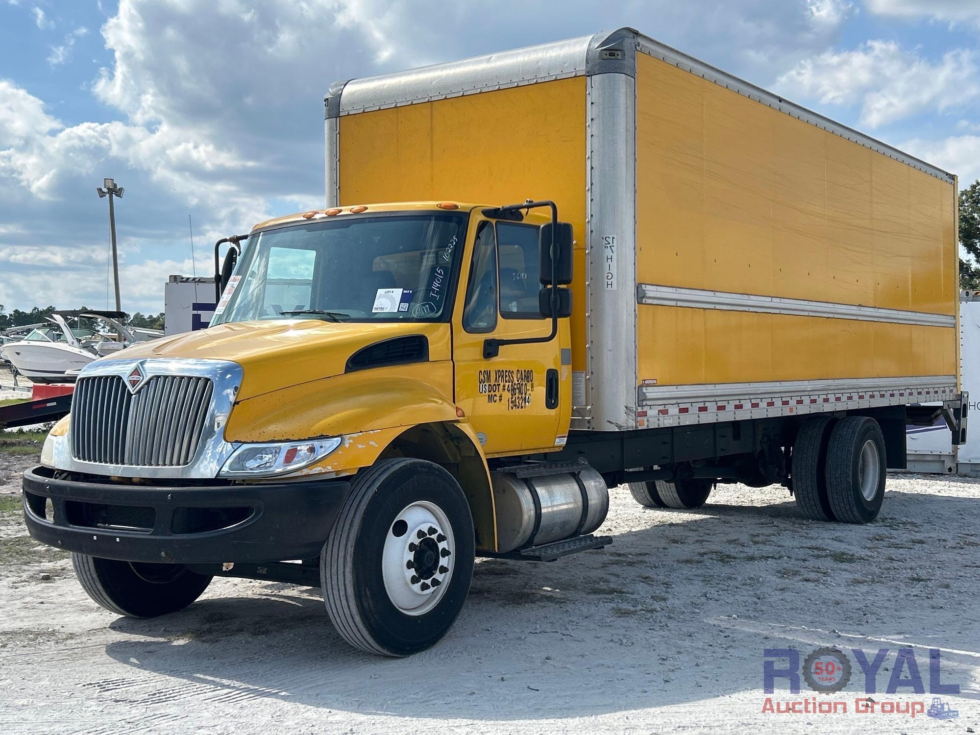 Year: 2018 Make: International Model: DuraStar 4300 Vehicle Type: Truck Mileage: Plate: Body Type: (A55852)