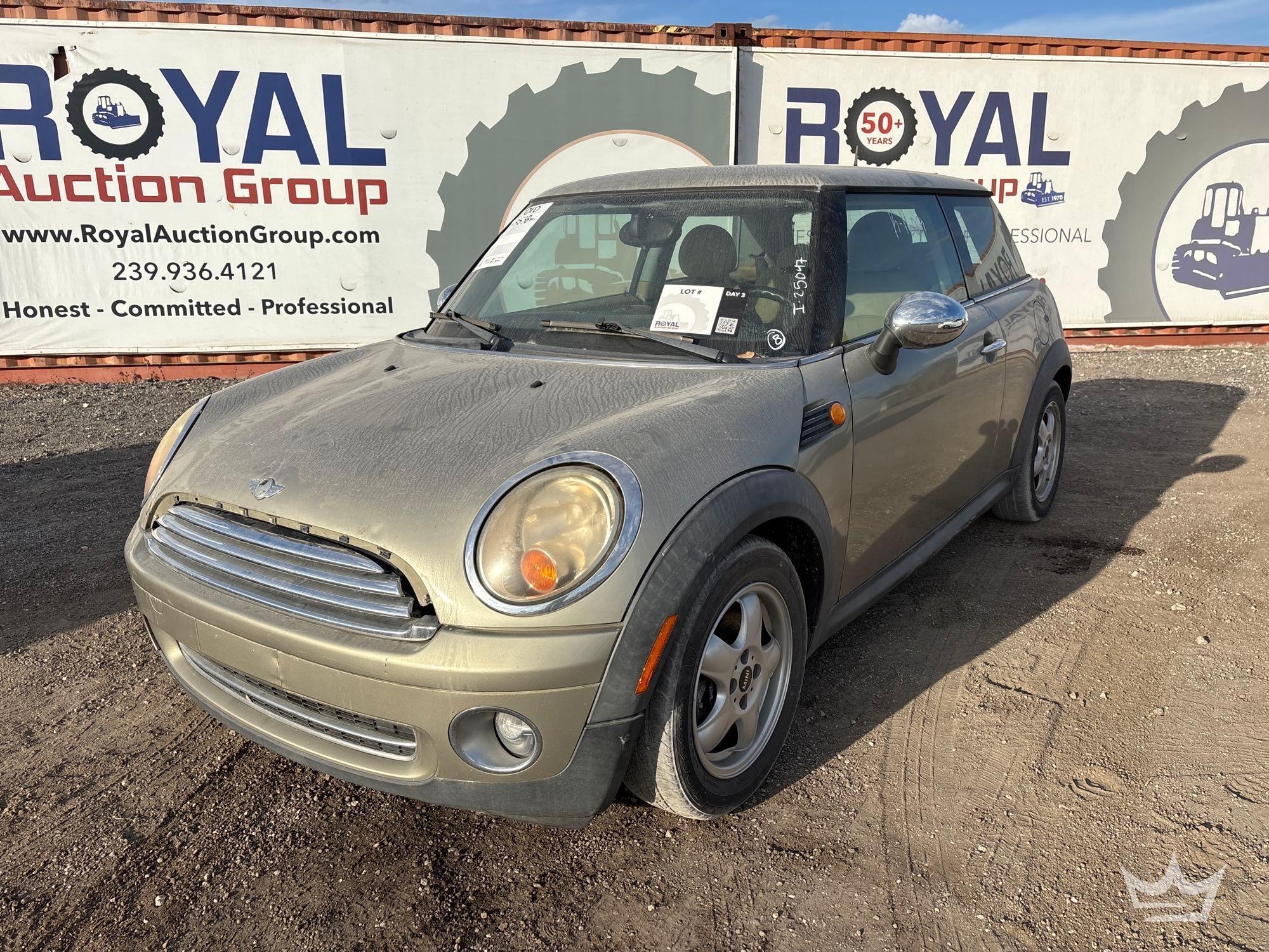2010 MINI Cooper Hatchback (A56859)