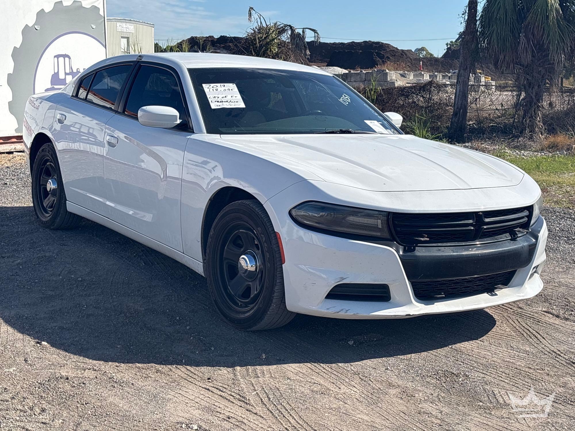 2019 Dodge Charger Sedan (A56859)