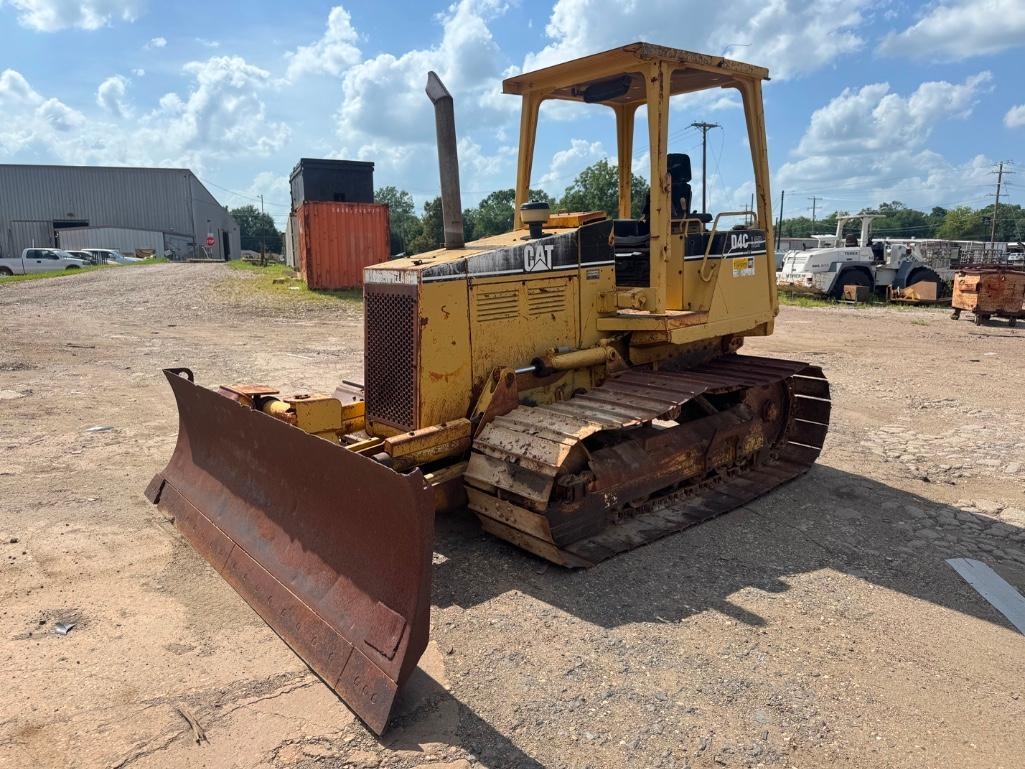 Cat D4C LGP Series 3 Crawler Dozer w/ 6 way Blade (A59213)