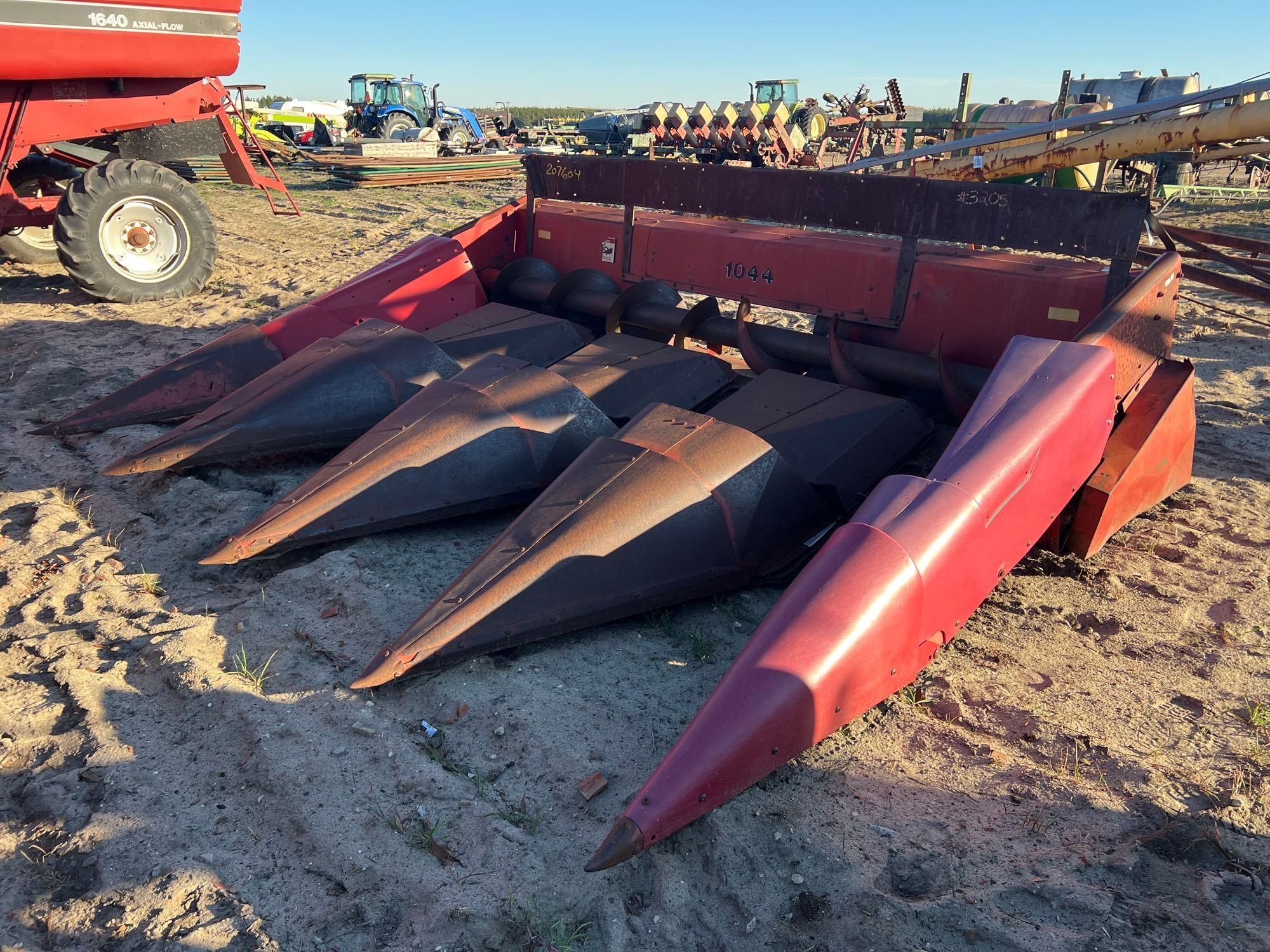 CASE IH 1064 - 4R CORN HEAD (A63290)