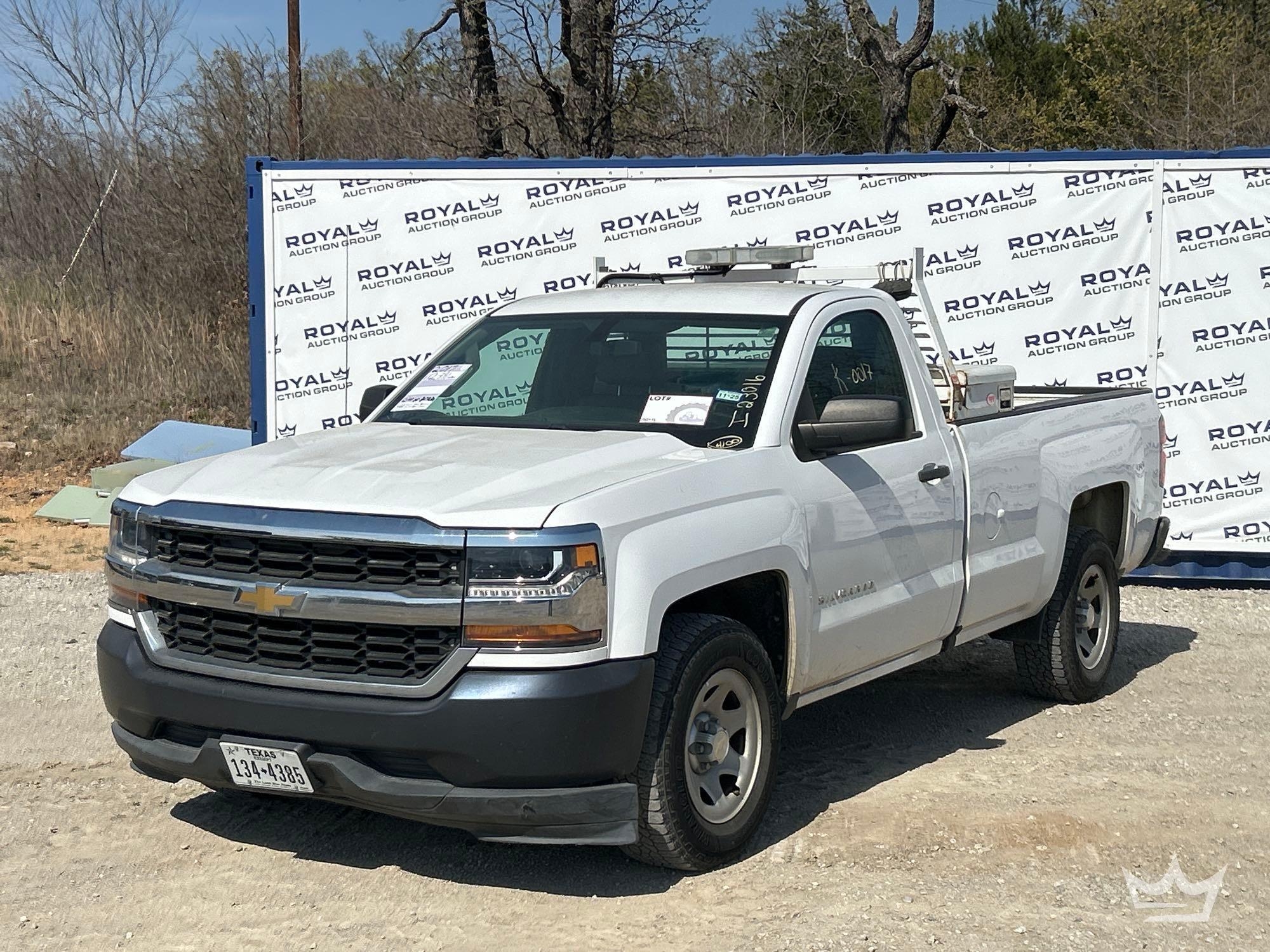 2017 Chevrolet Silverado 1500 Pickup Truck (A64194)