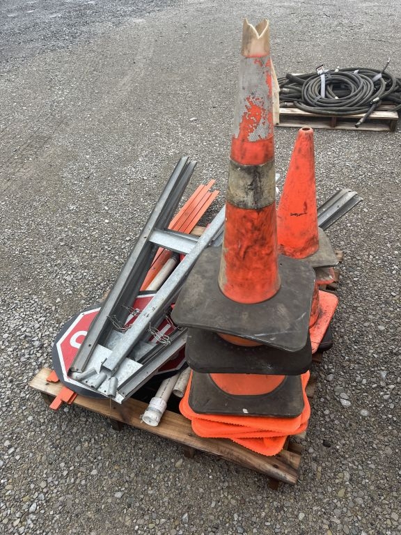 Pallet of Road Safety Equipment  (A47371)