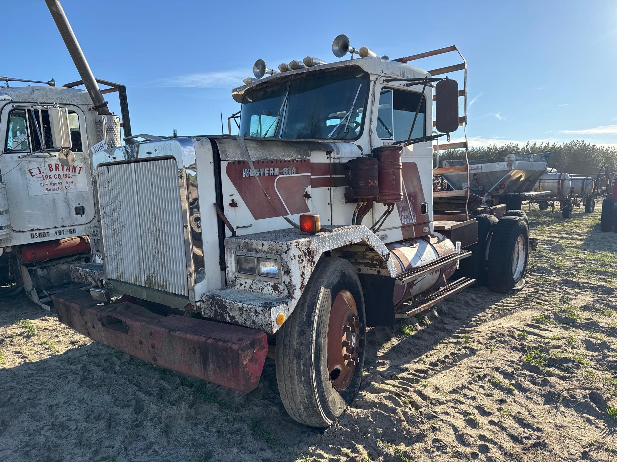 (INOP) WESTERN STAR T/A DAY CAB ROAD TRACTOR (A63745)